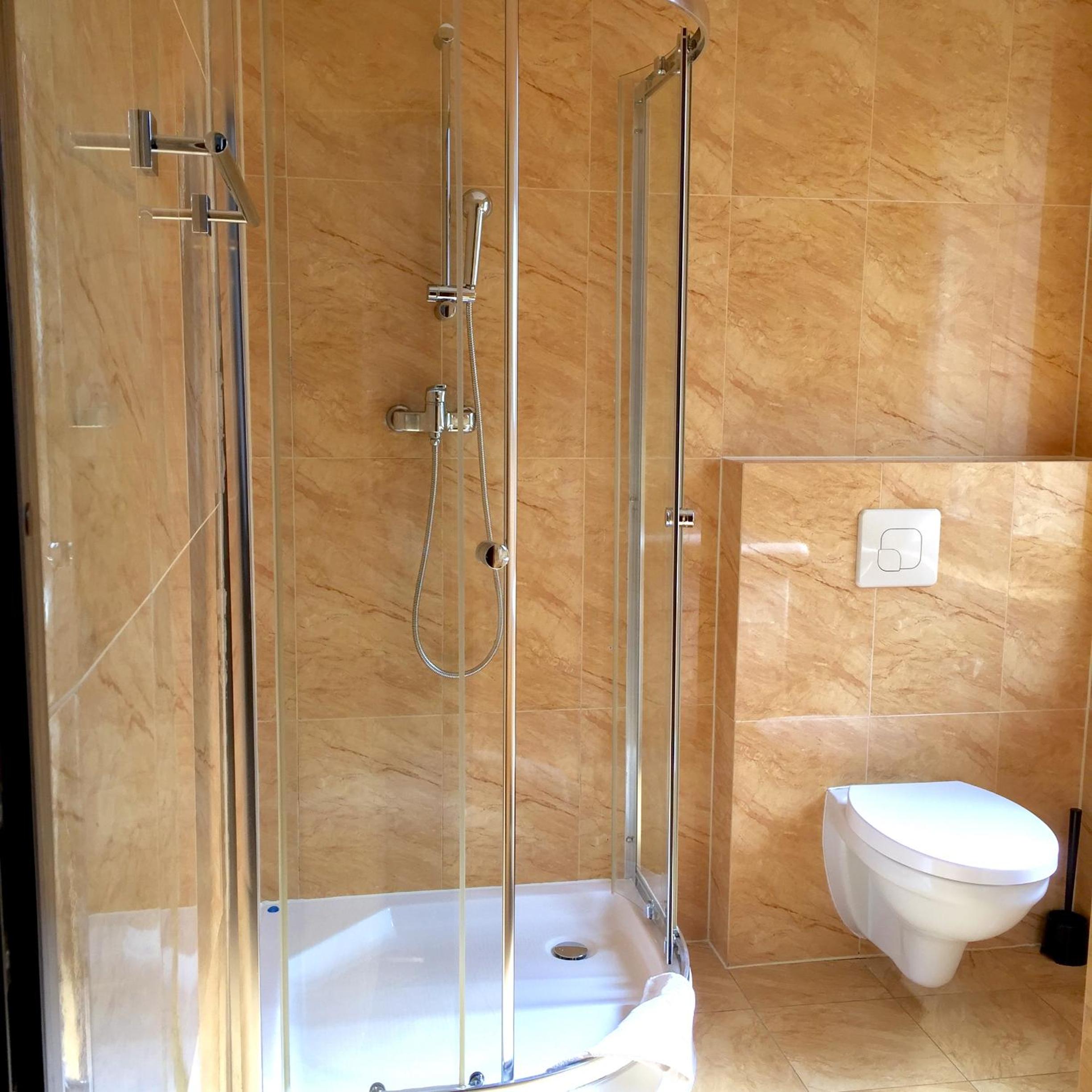 Triple Room - Photo 6