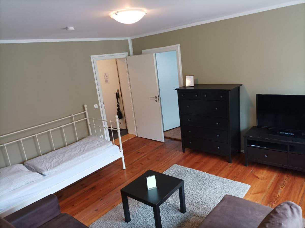 One-Bedroom Apartment photo 3