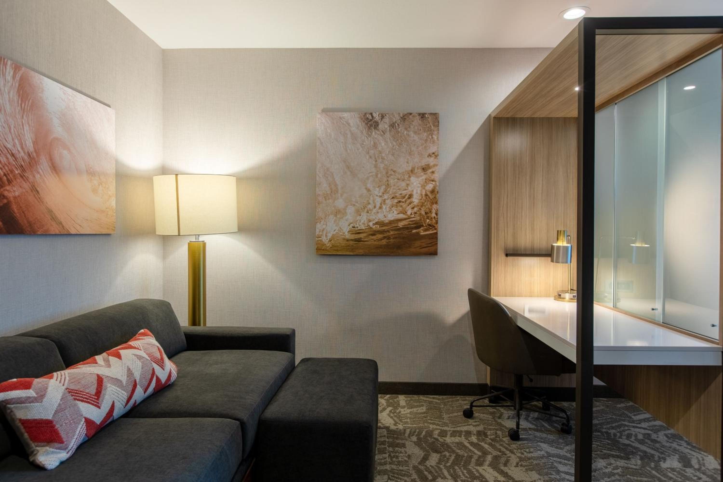 King Suite with Trundle Bed - Photo 1