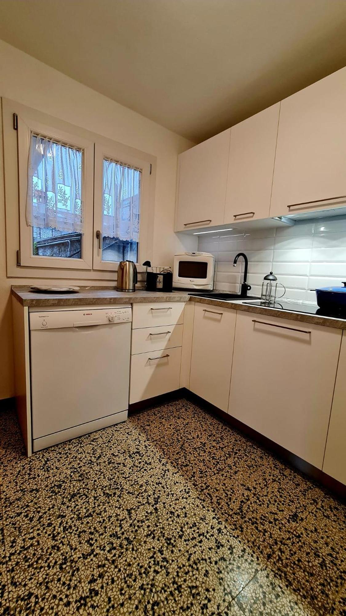 Two-Bedroom House photo 2