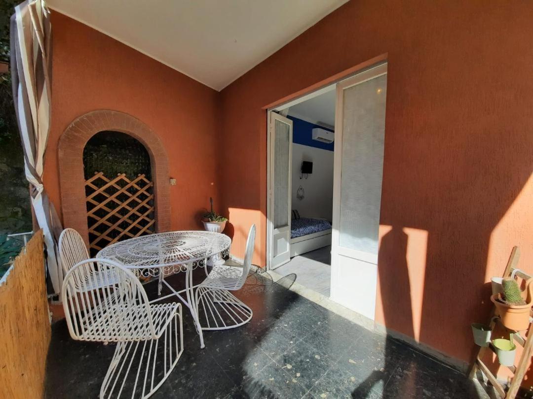Apartment with Terrace - Photo 10