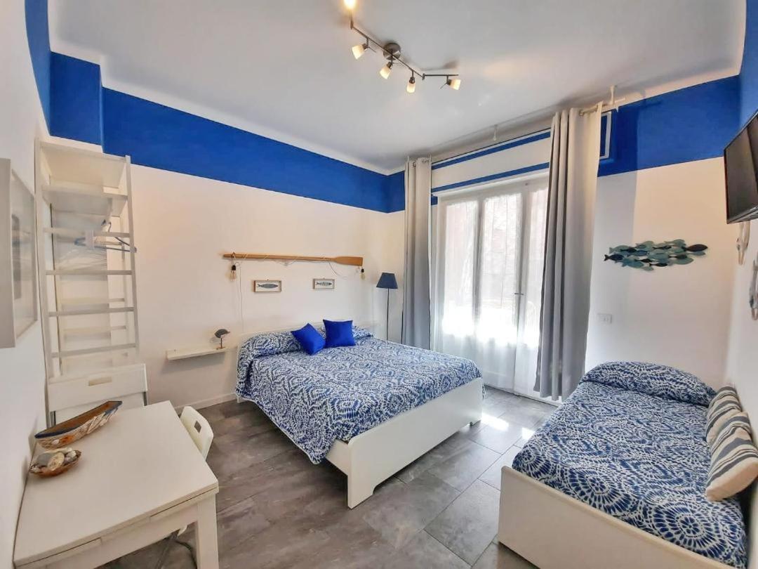 Apartment with Terrace - Photo 1