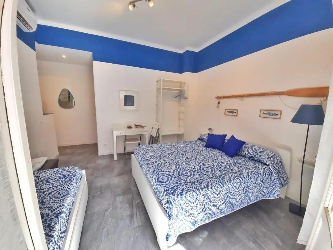 Apartment with Terrace - Photo 6