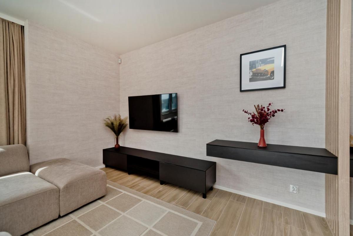 One-Bedroom Apartment photo 2