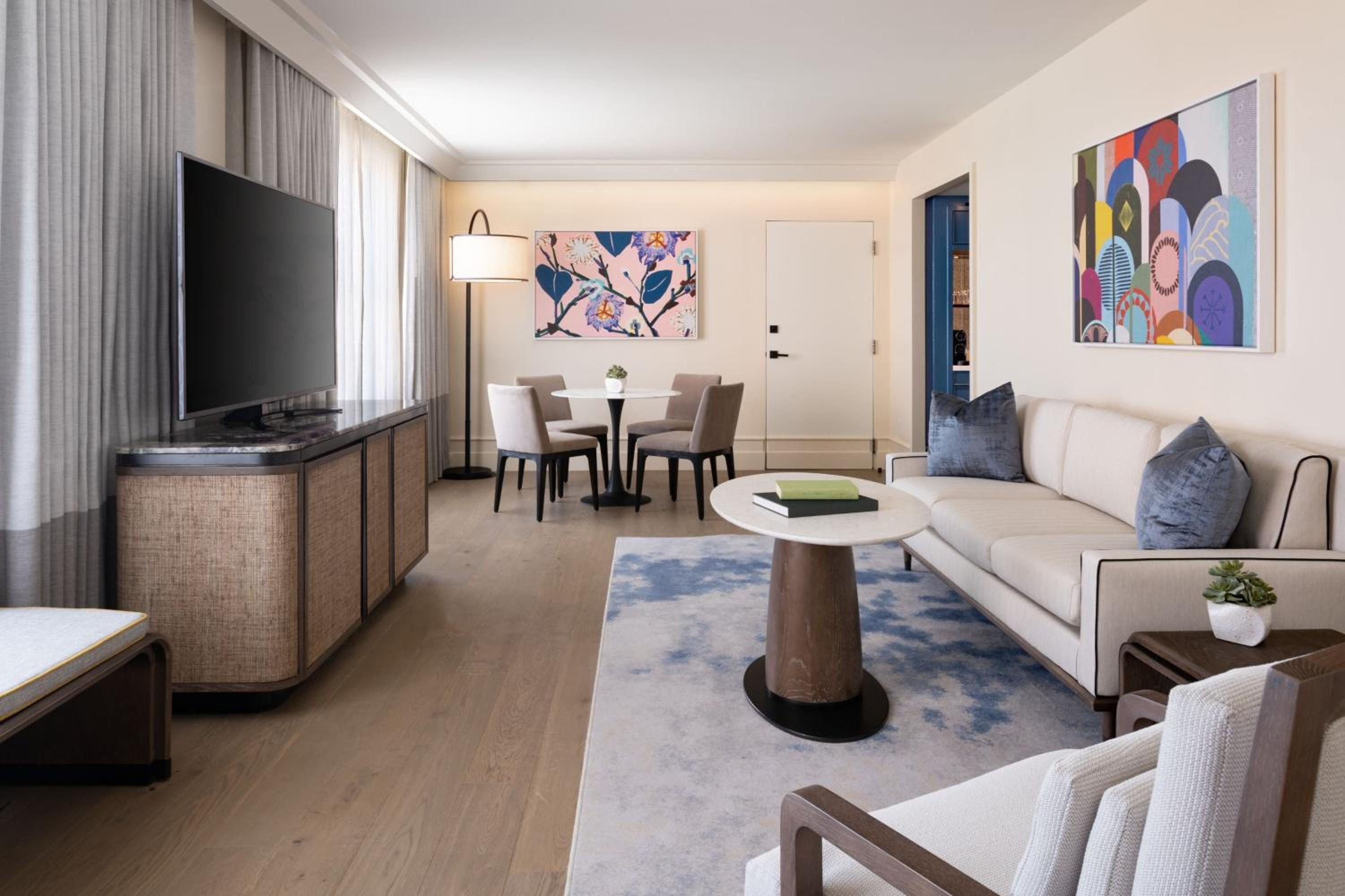 Vinoy Presidential Suite, One-Bedroom King with Bay View -Historic