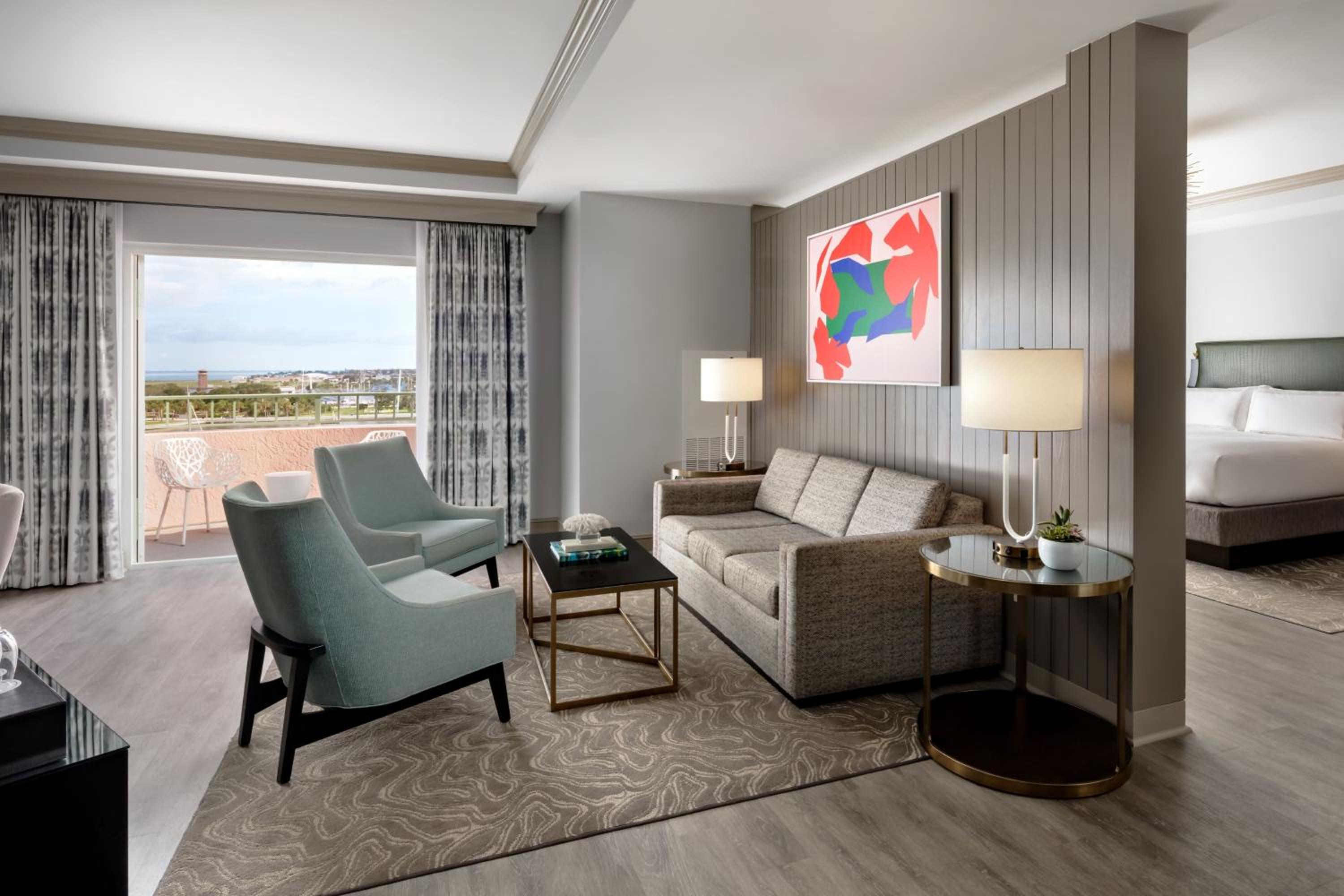 One-Bedroom Premium King Suite with Bay View, Balcony, and Sofa Bed - Tower - Photo 1