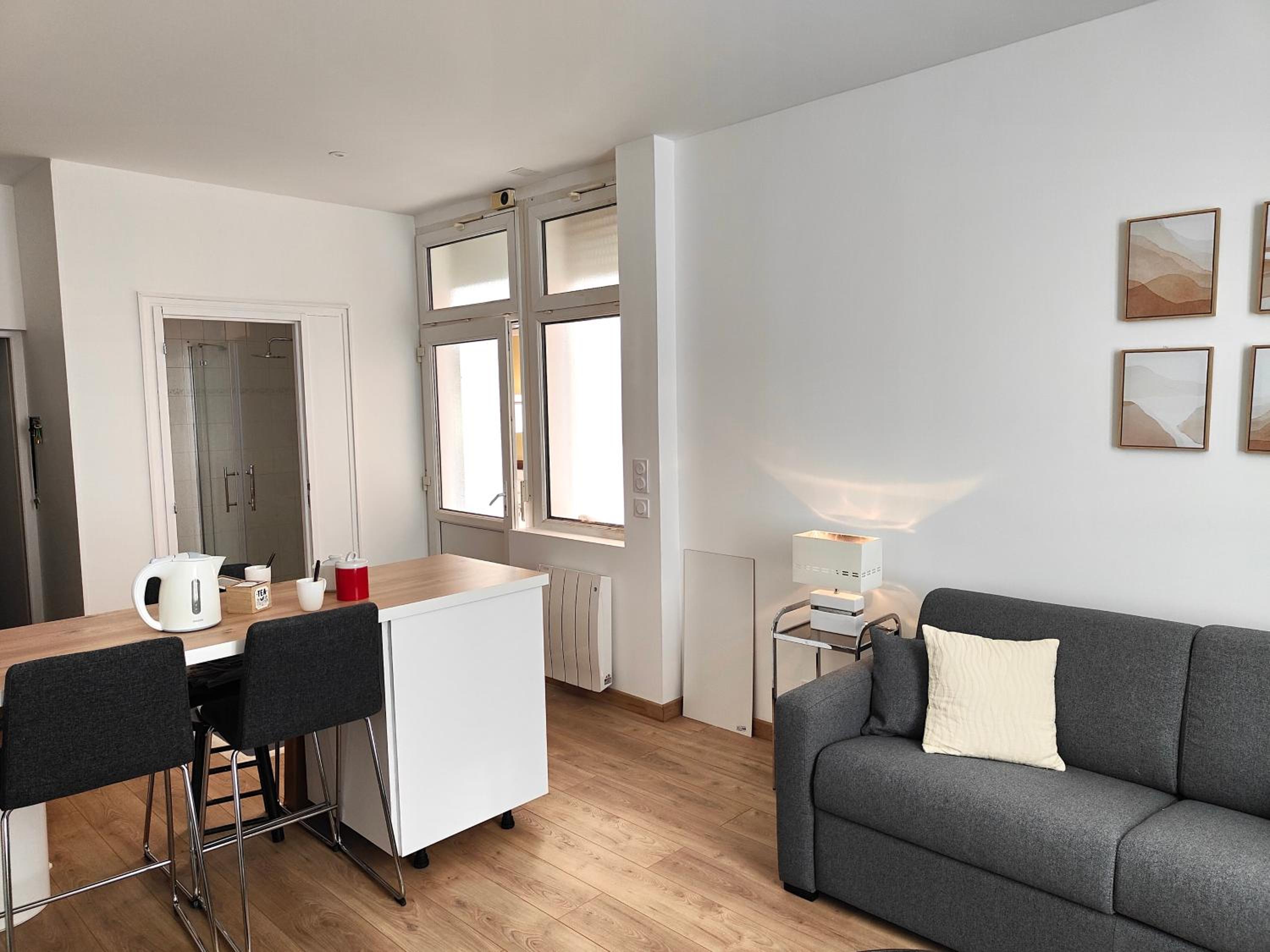 Apartment - Ground Floor photo 2