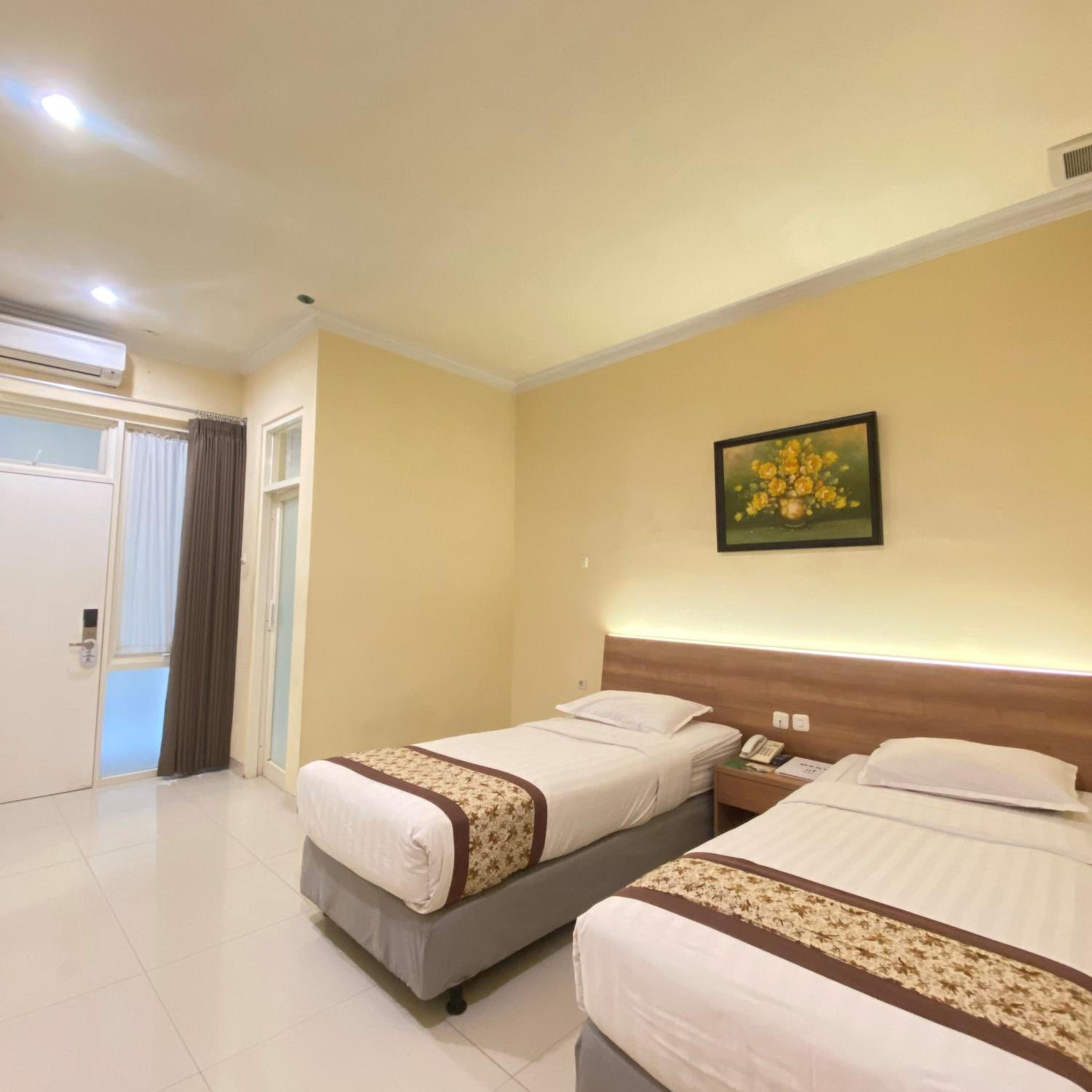 Deluxe Double or Twin Room