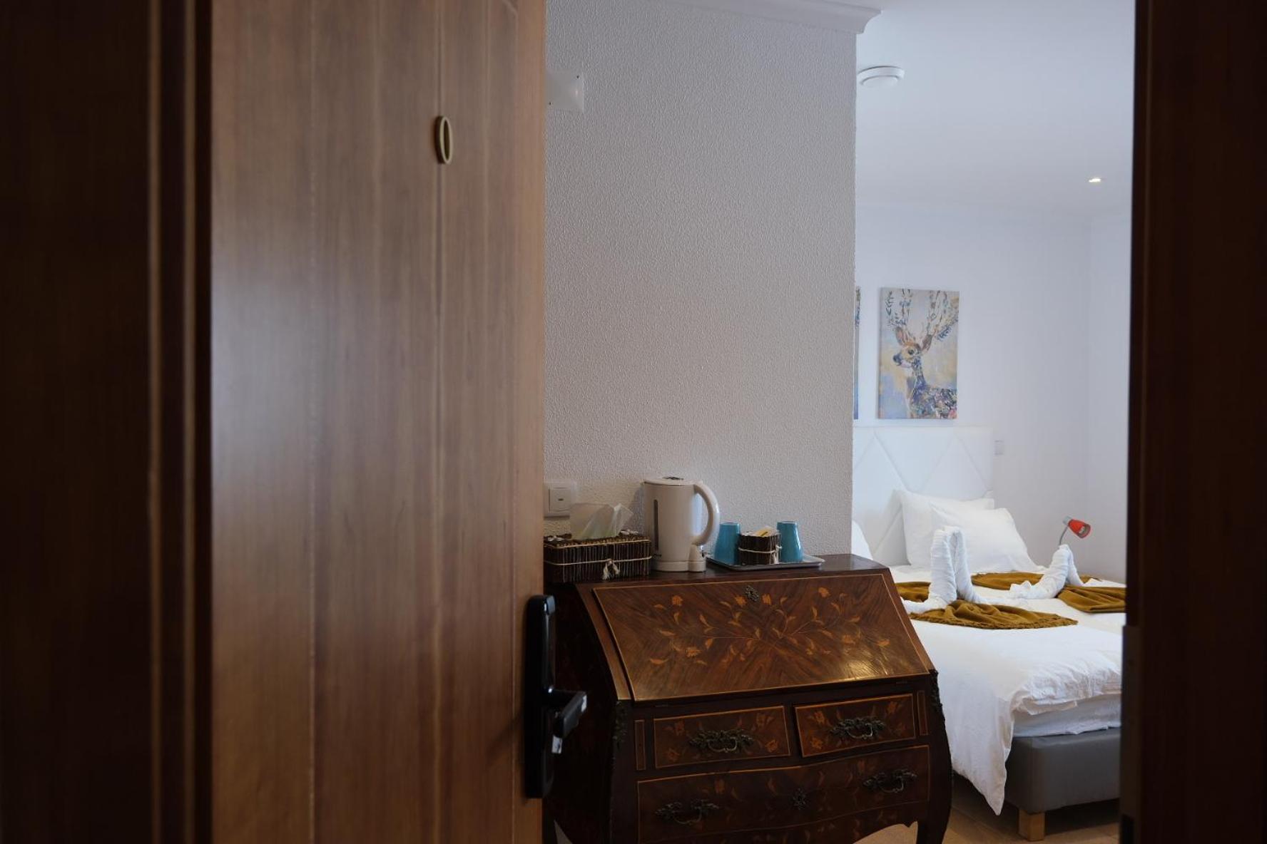 Economy Twin Room