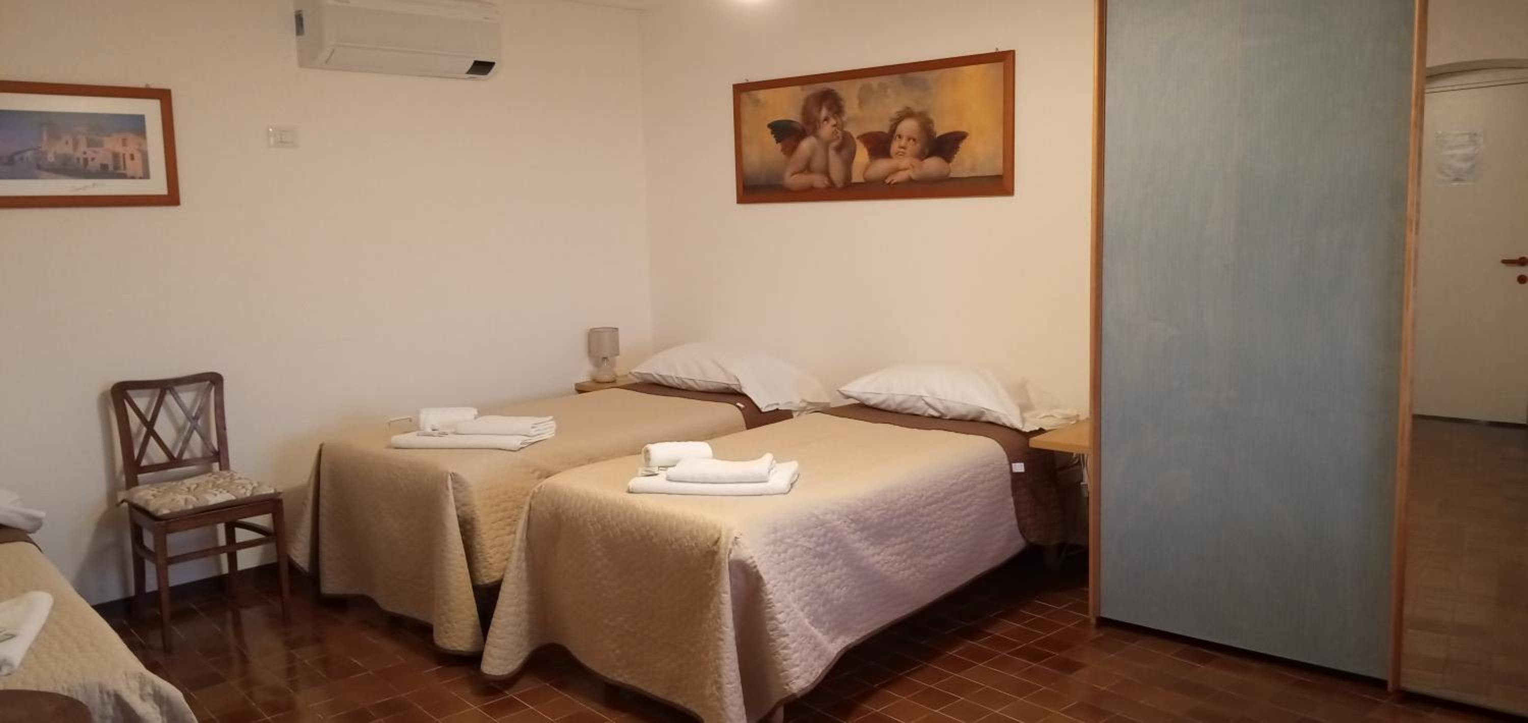 Triple Room with Private Bathroom