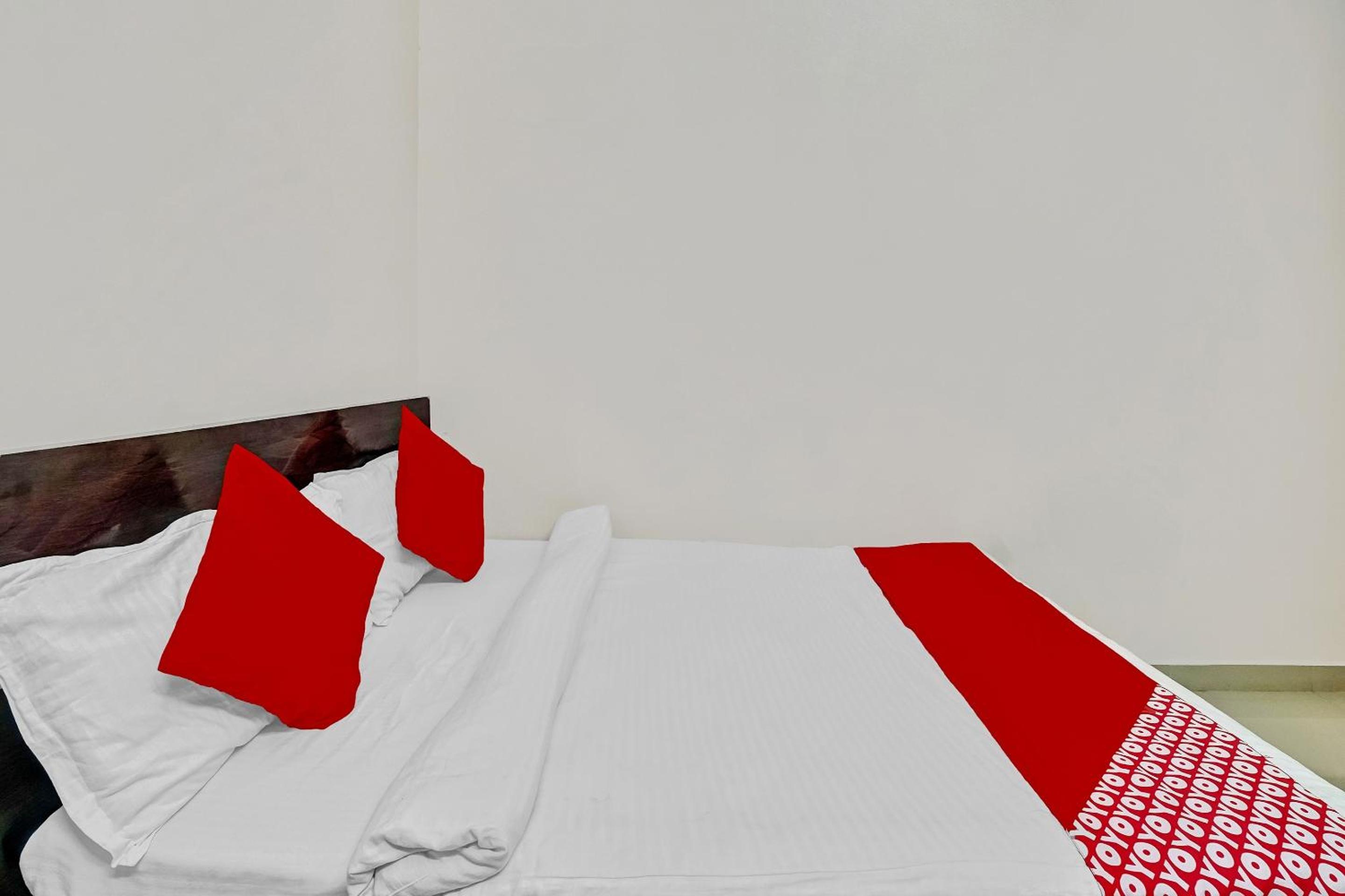Small Double Room photo 2