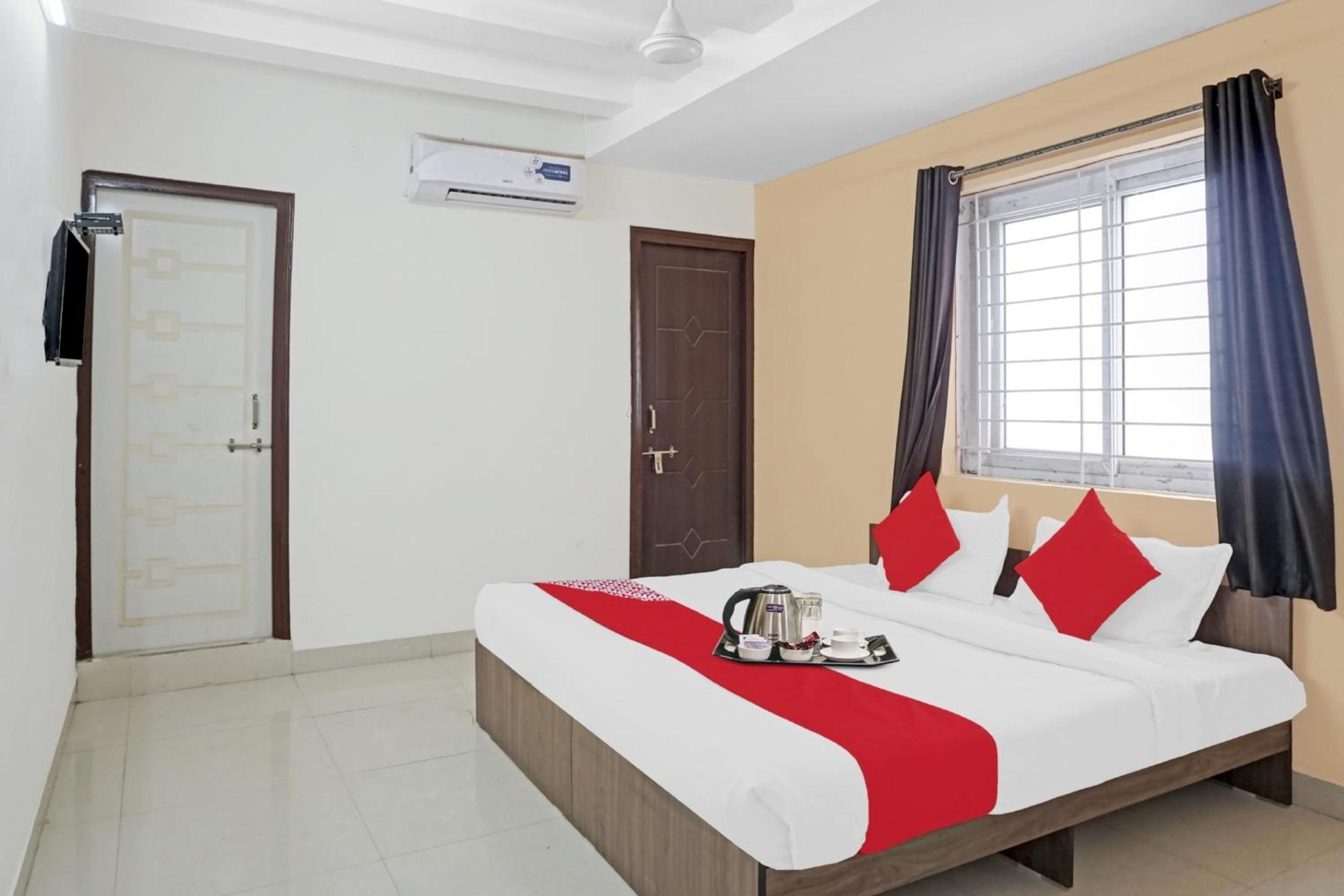 Classic Triple Room photo 1