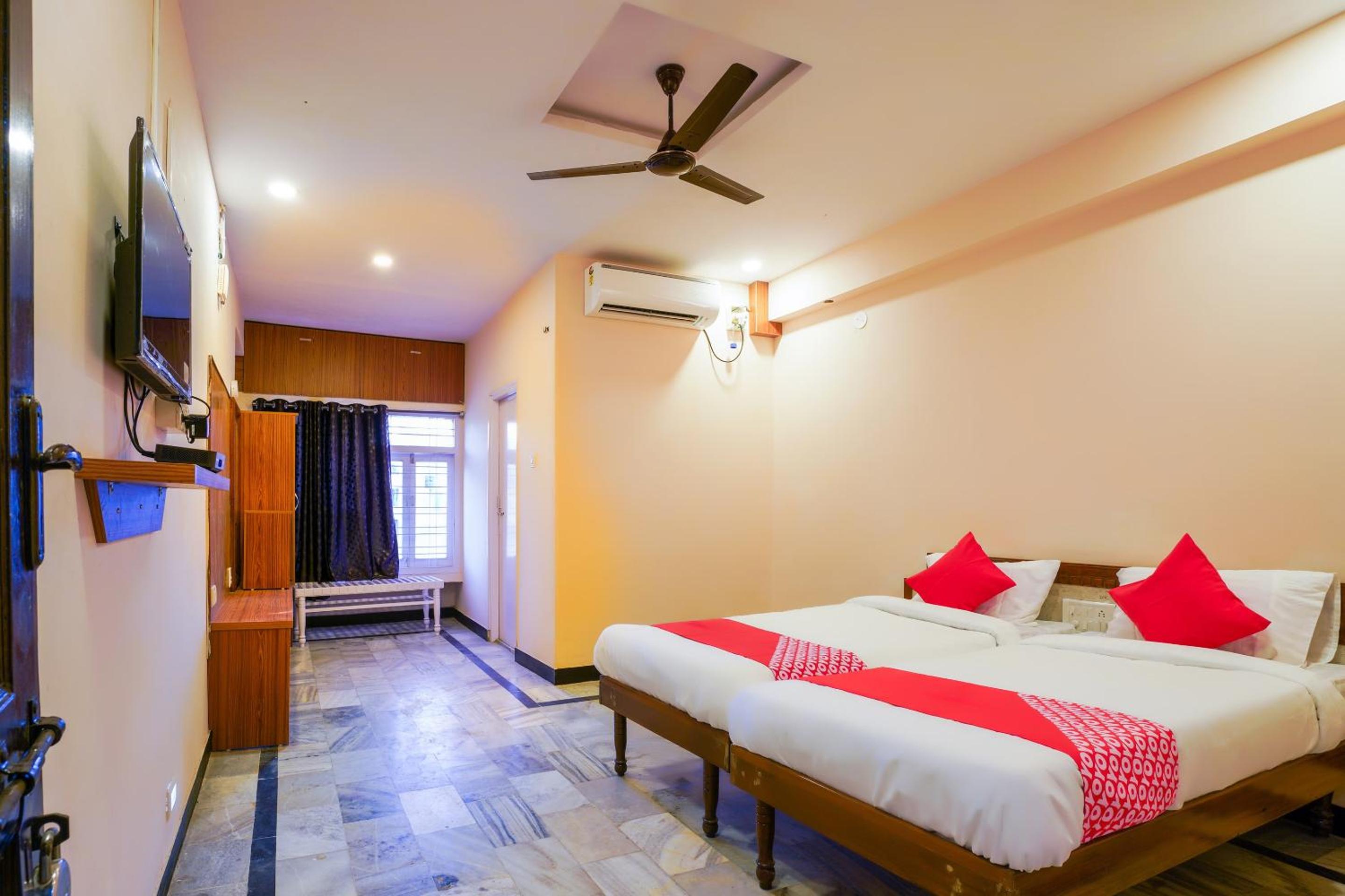 Deluxe Triple Room photo 1
