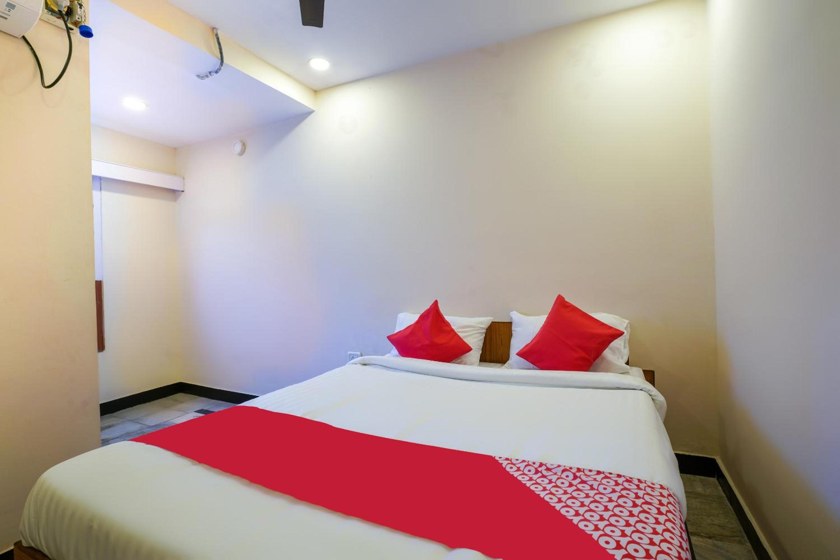 Small Double Room photo 2
