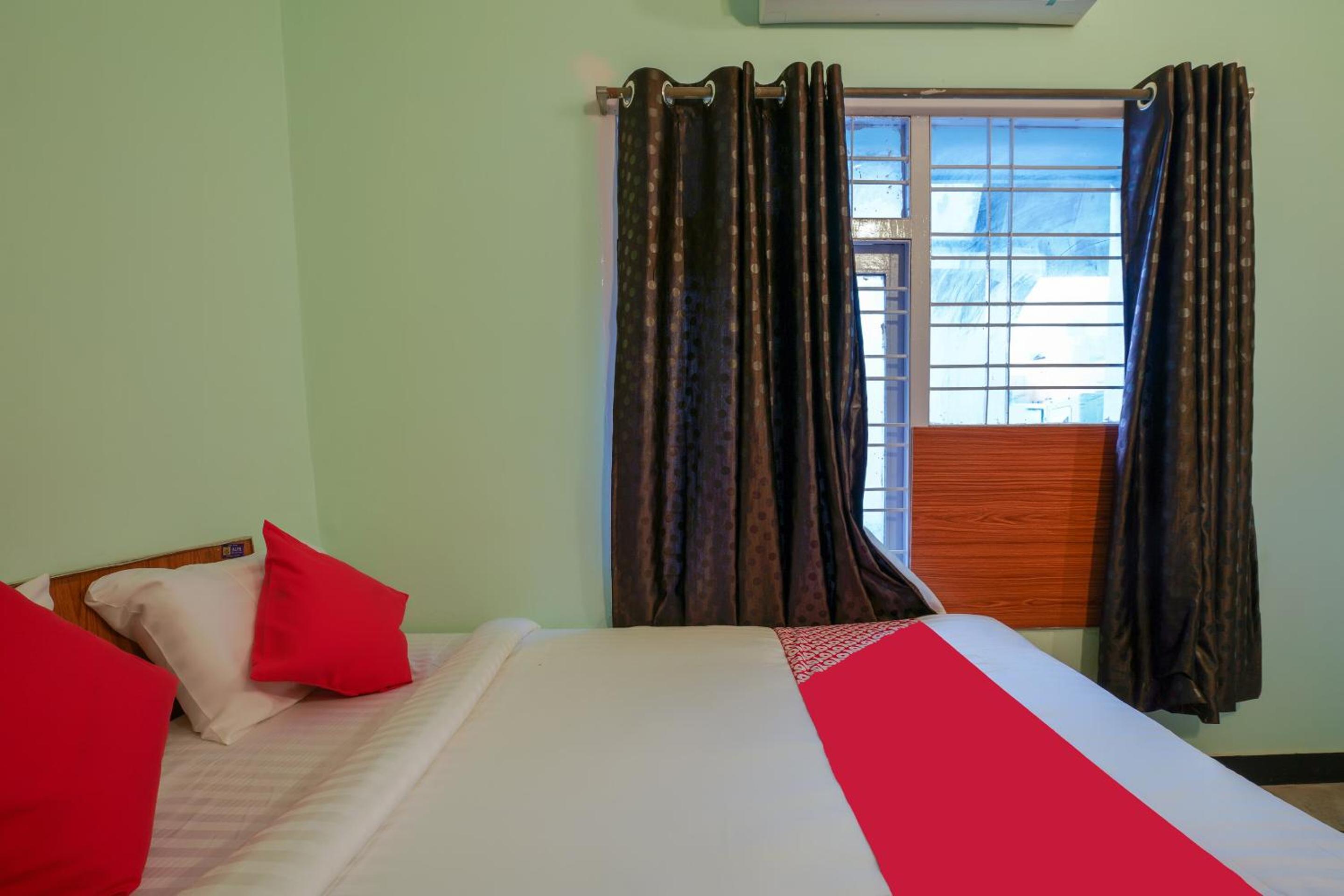 Small Double Room photo 3