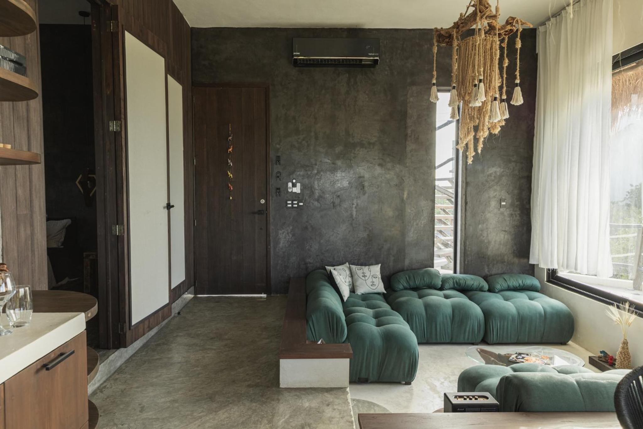 Three-Bedroom House - Photo 9