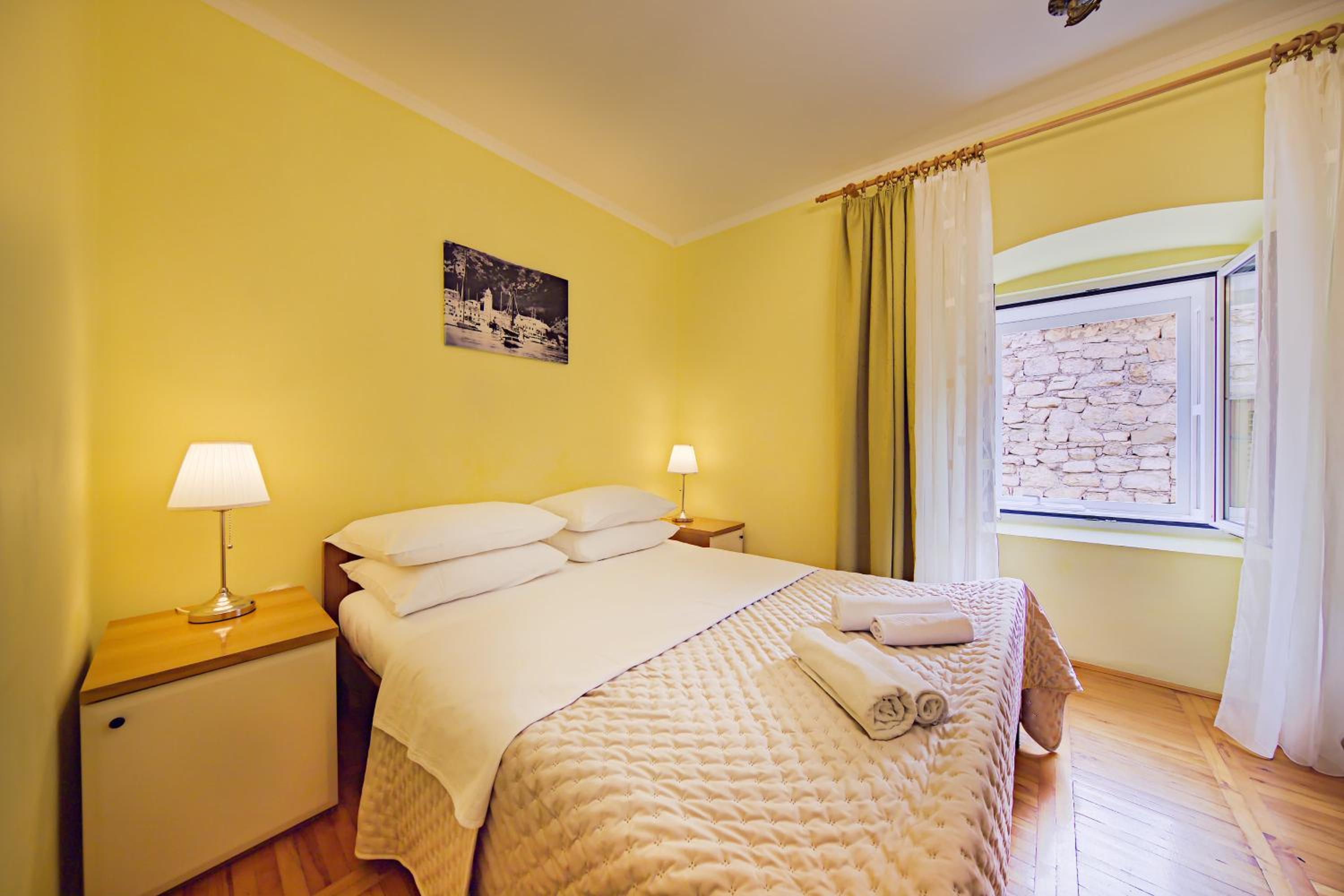 Apartment - Photo 3