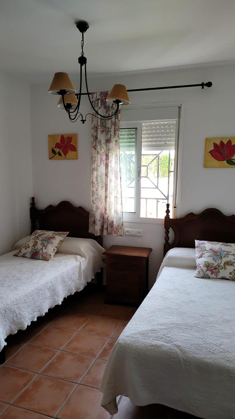 Casa de cuatro habitaciones