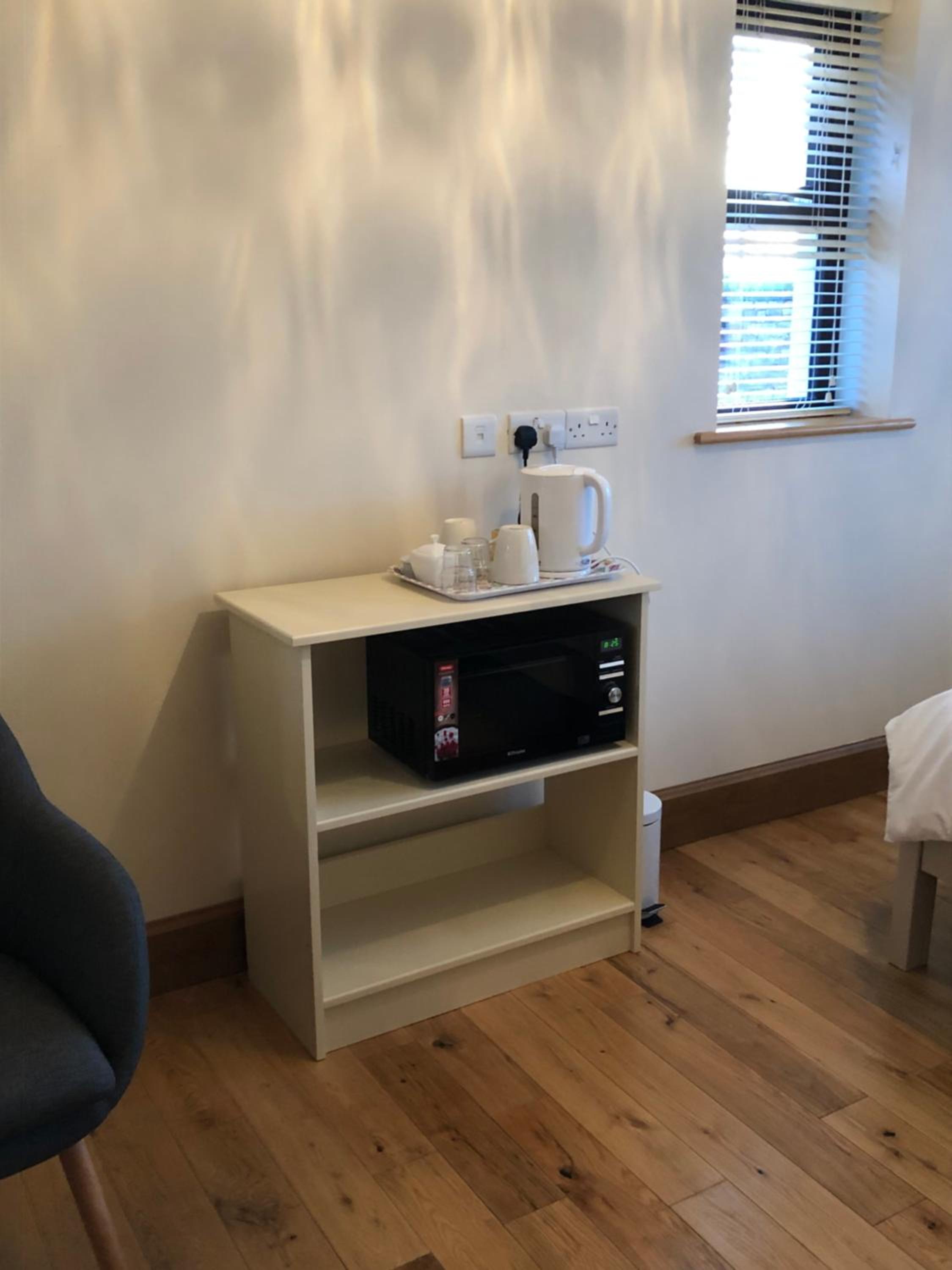 Standard Double Room - Photo 3