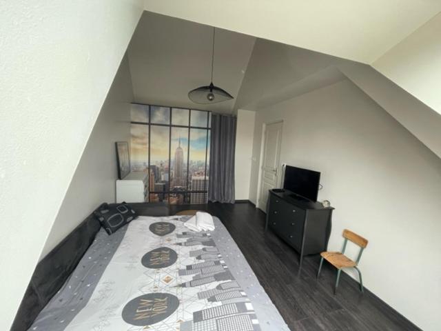 Standard Double Room with Shared Bathroom photo 3