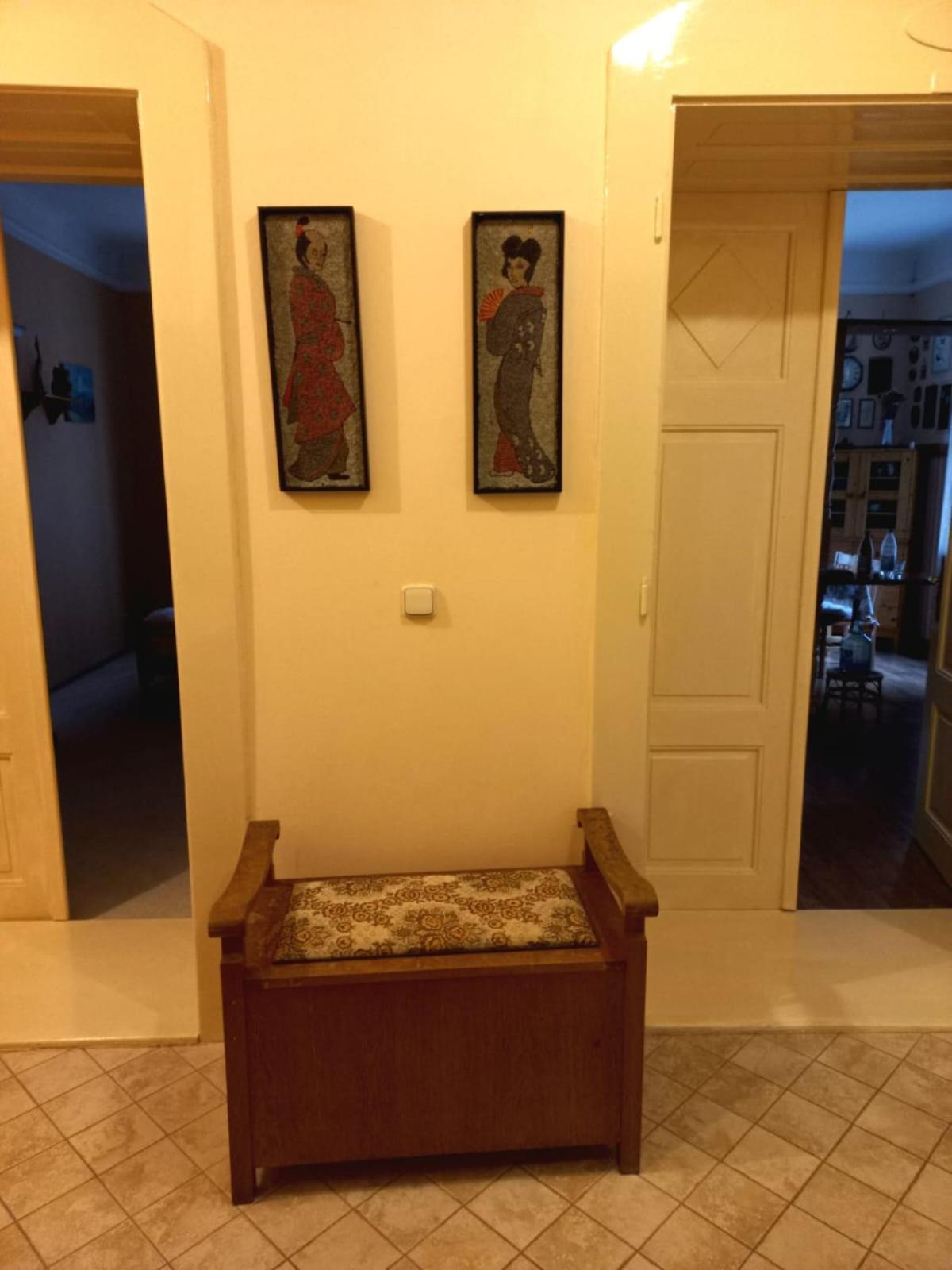 One-Bedroom Apartment - Photo 32