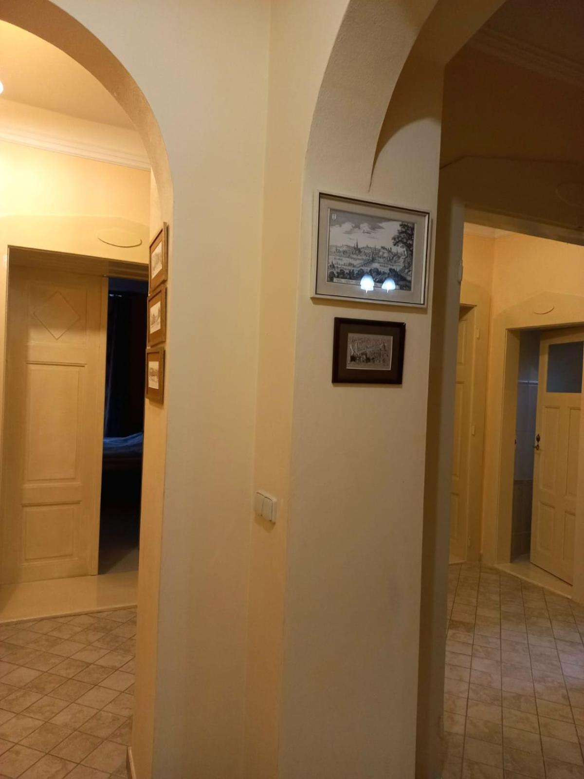 One-Bedroom Apartment - Photo 28