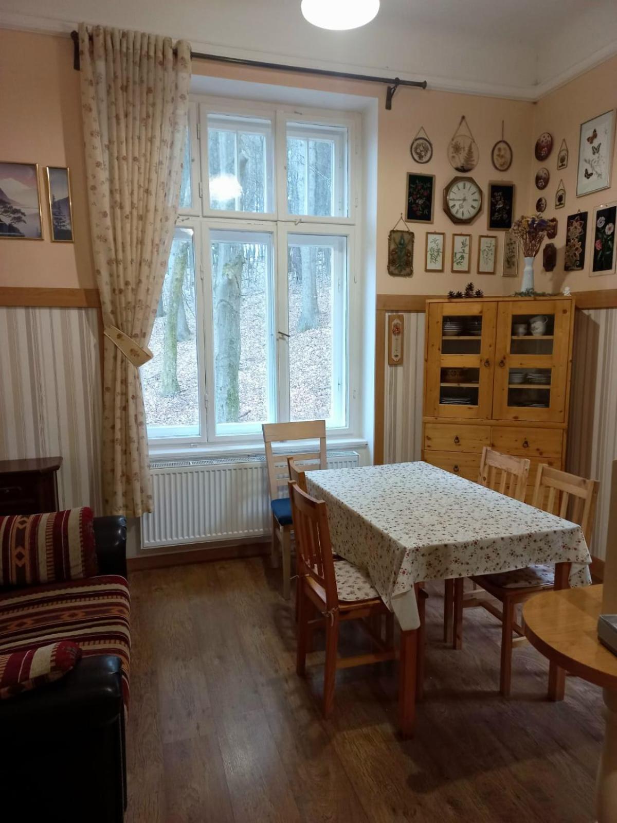 One-Bedroom Apartment - Photo 25