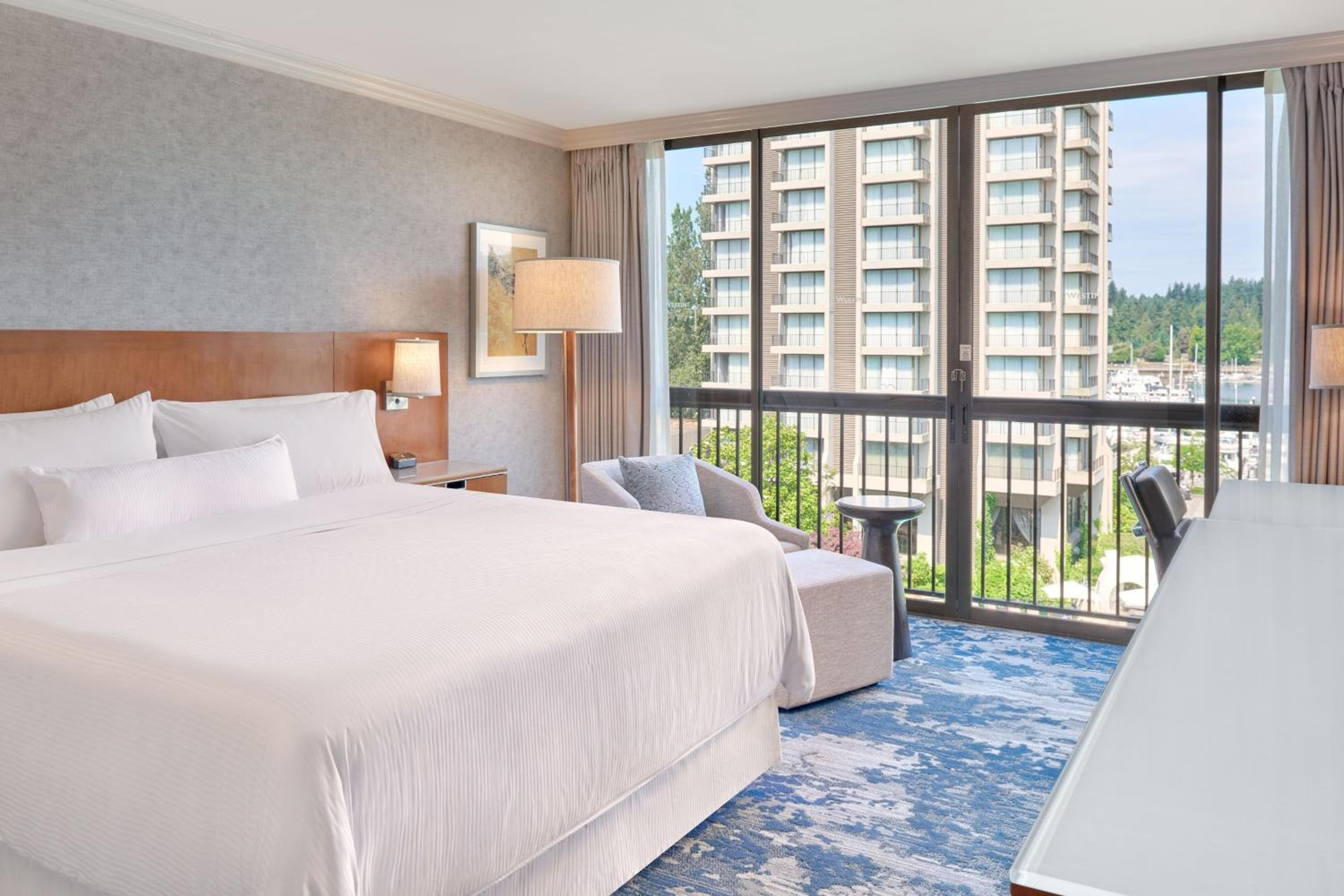 Superior Guest Room, 1 King, Garden & Pool View - Photo 1
