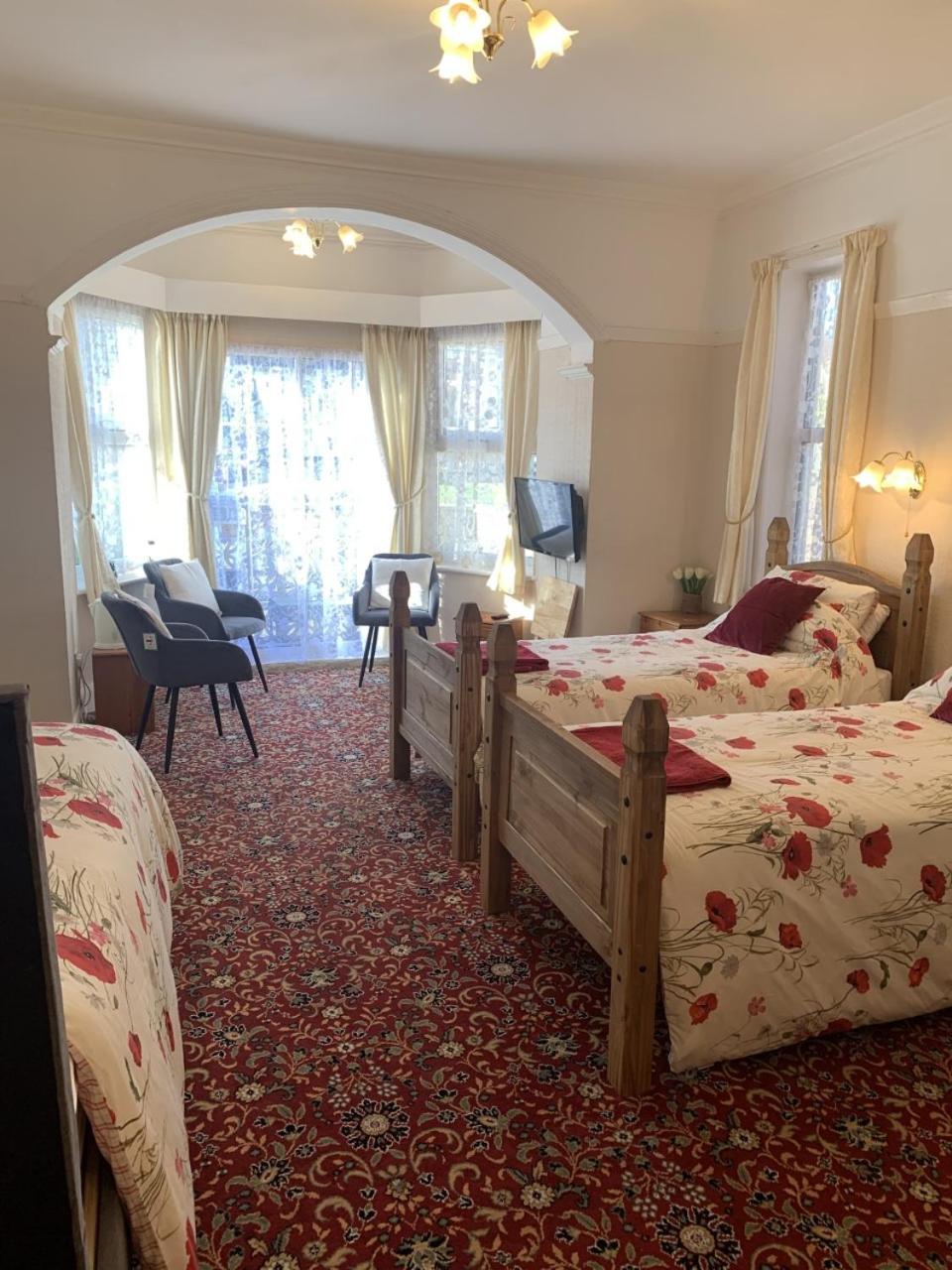 Triple Room - Disability Access - Photo 5