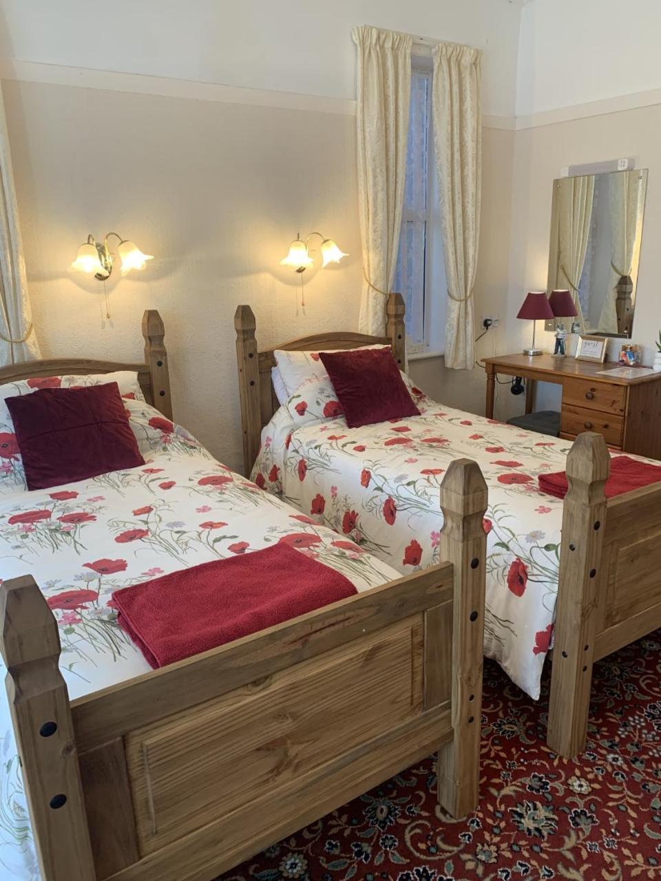 Triple Room - Disability Access - Photo 1
