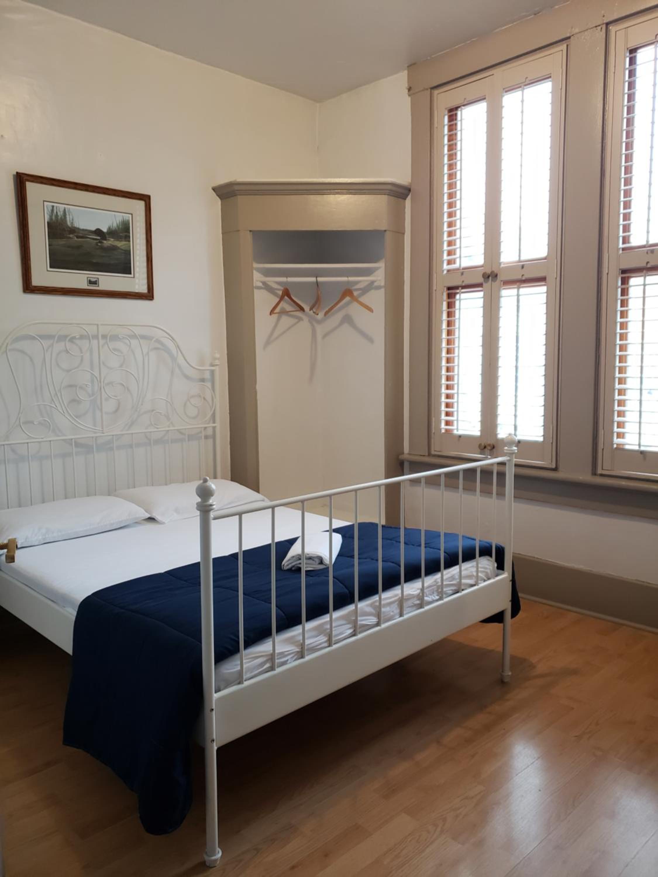 Double Room with Shared Bathroom photo 1