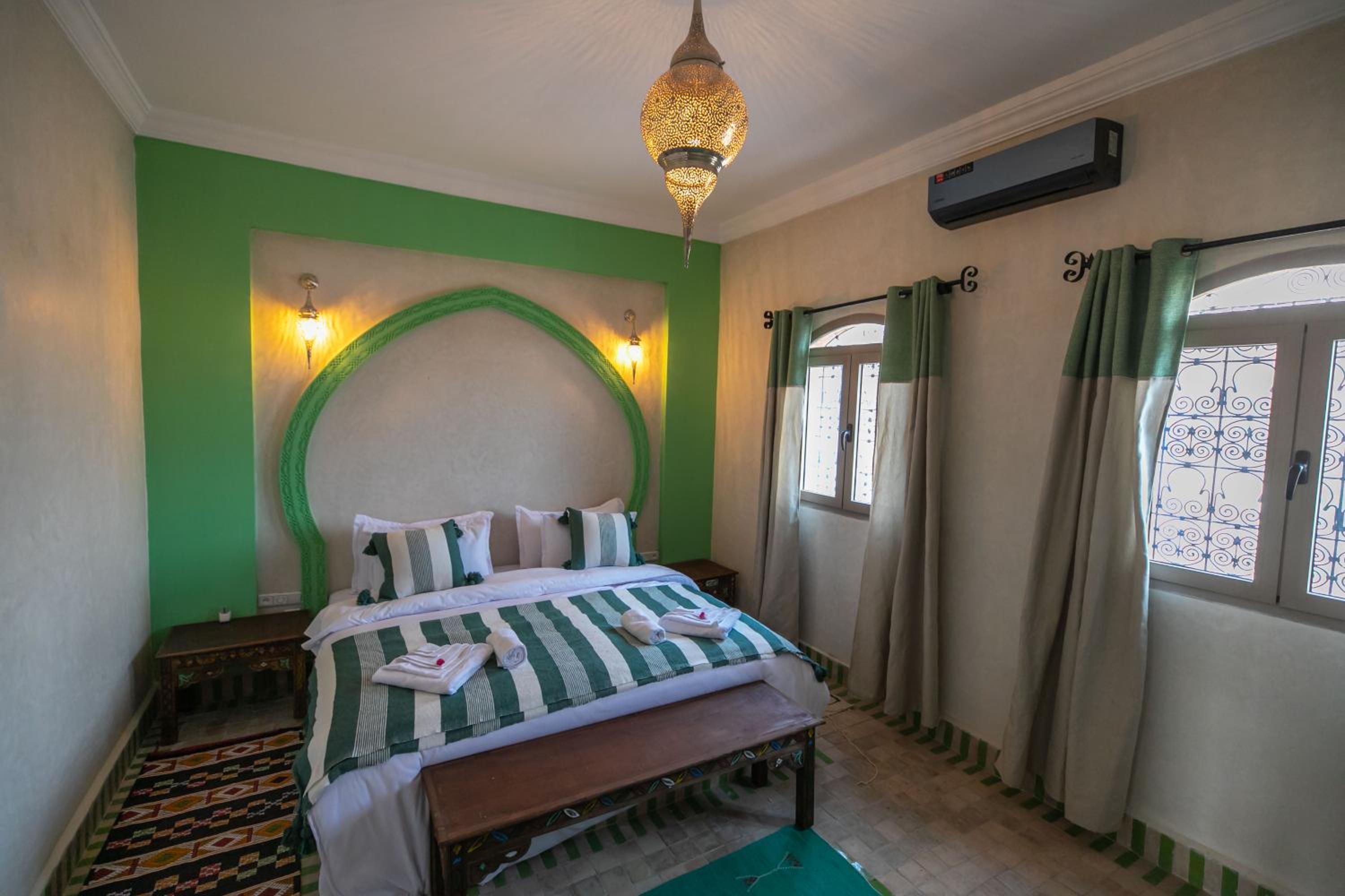 Single Room with Shower photo 3