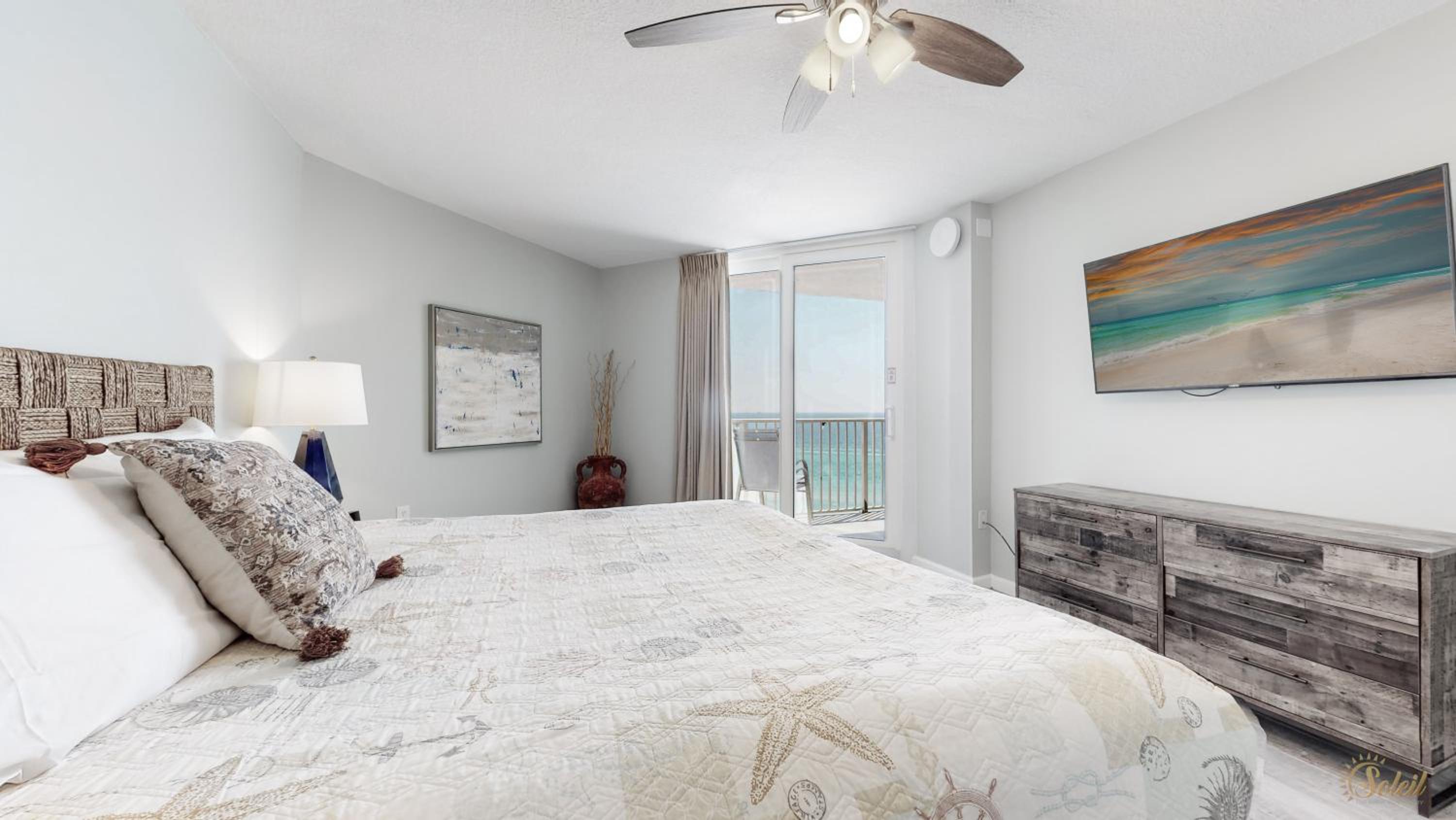 Apartment with Sea View photo 1