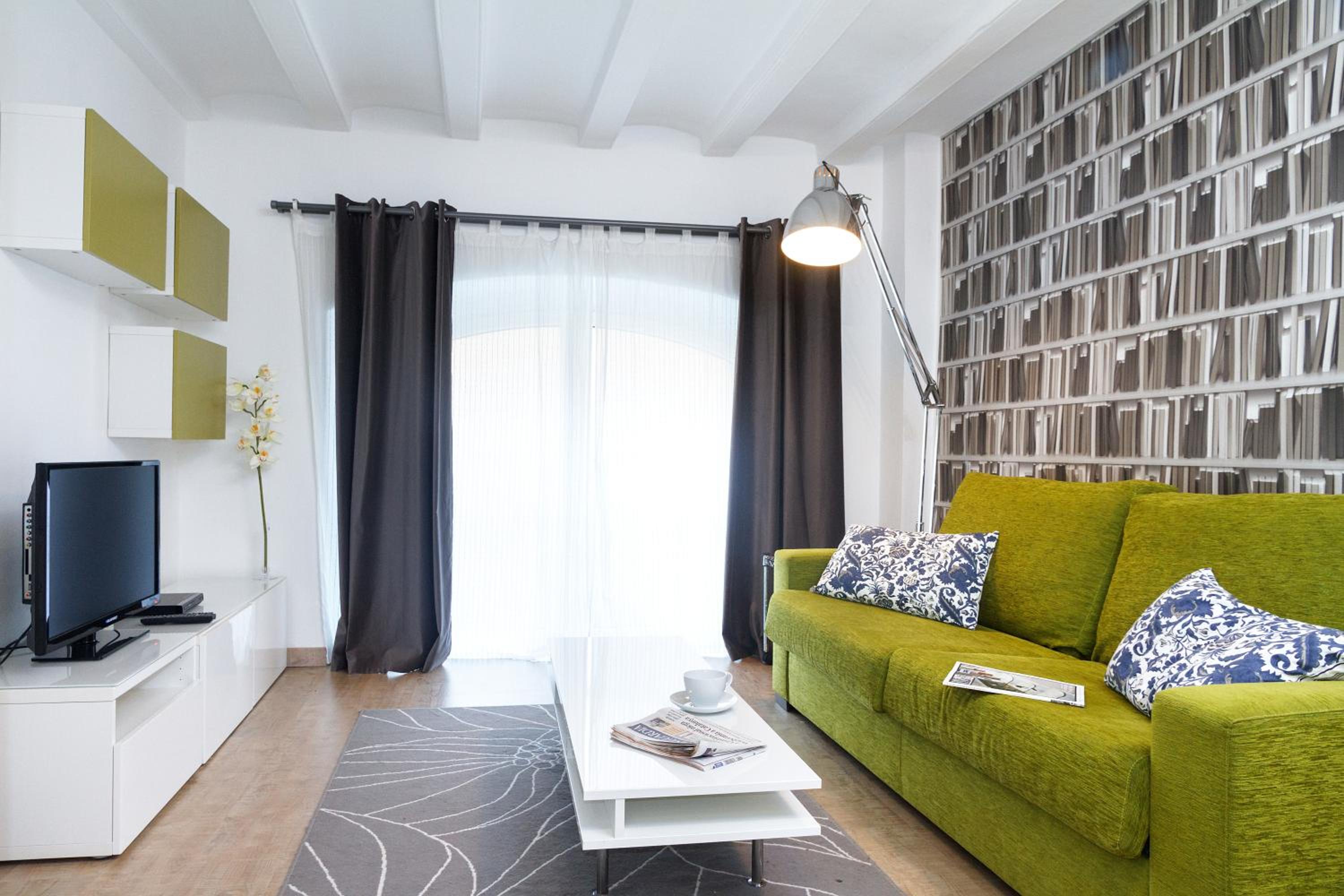 Apartamento de Dos Dormitorios - Calle Passatge Maiol