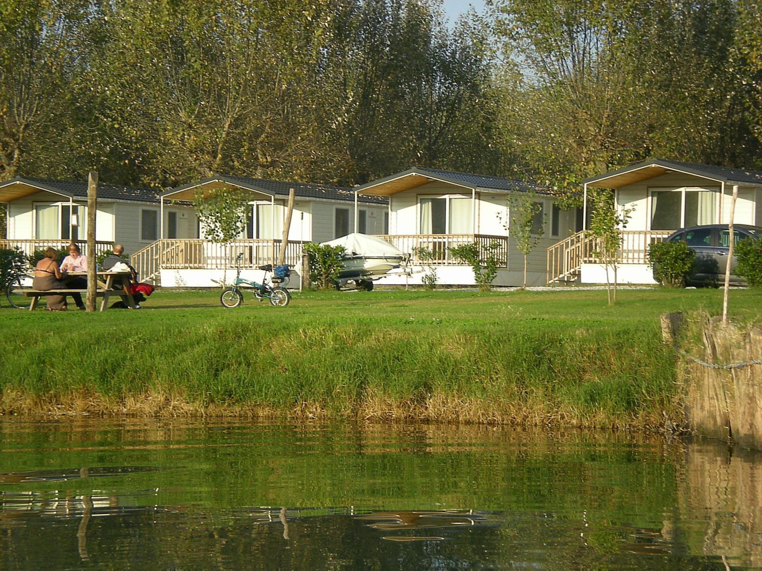 Mobile Home (6 Adult) photo 1
