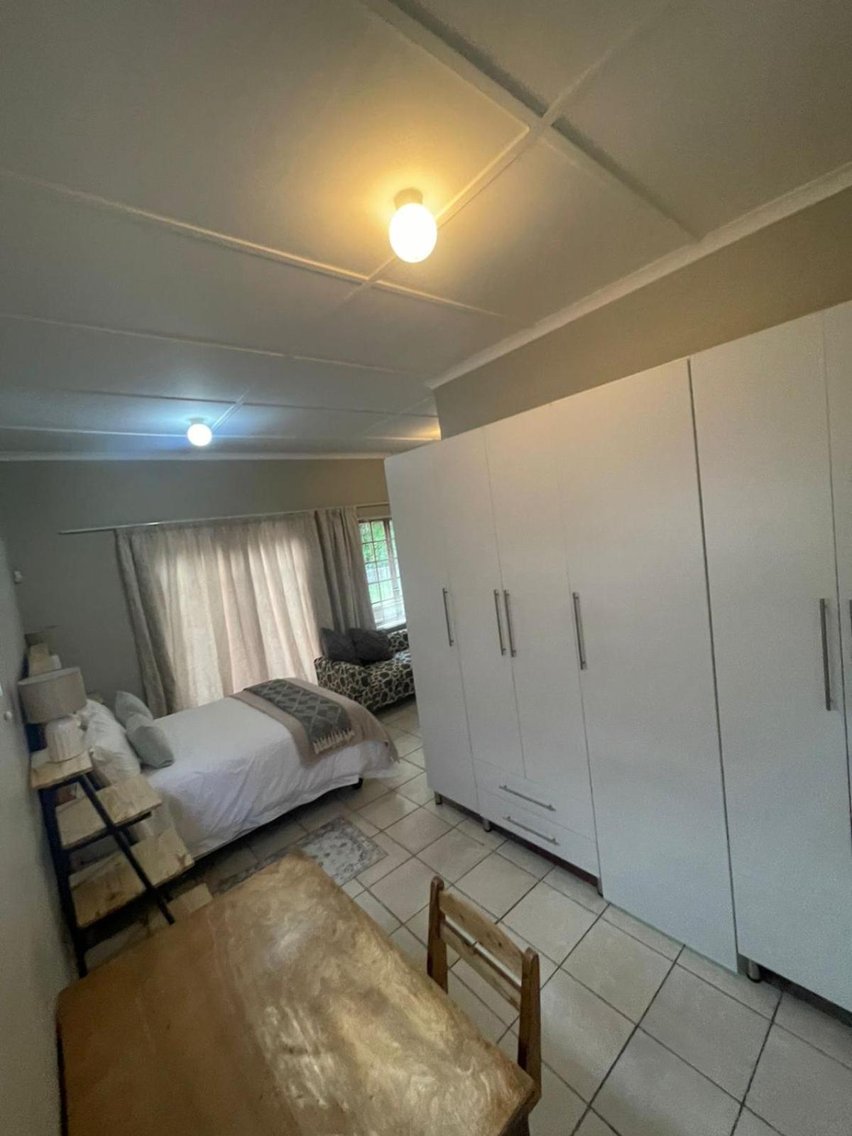 Standard Apartment photo 3