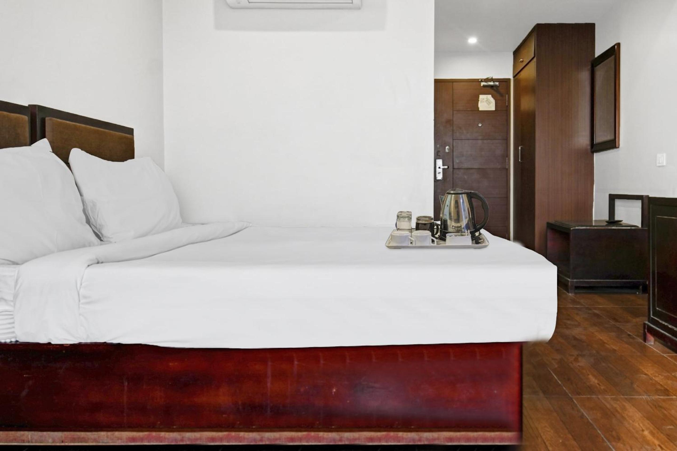 Classic Triple Room - Photo 7