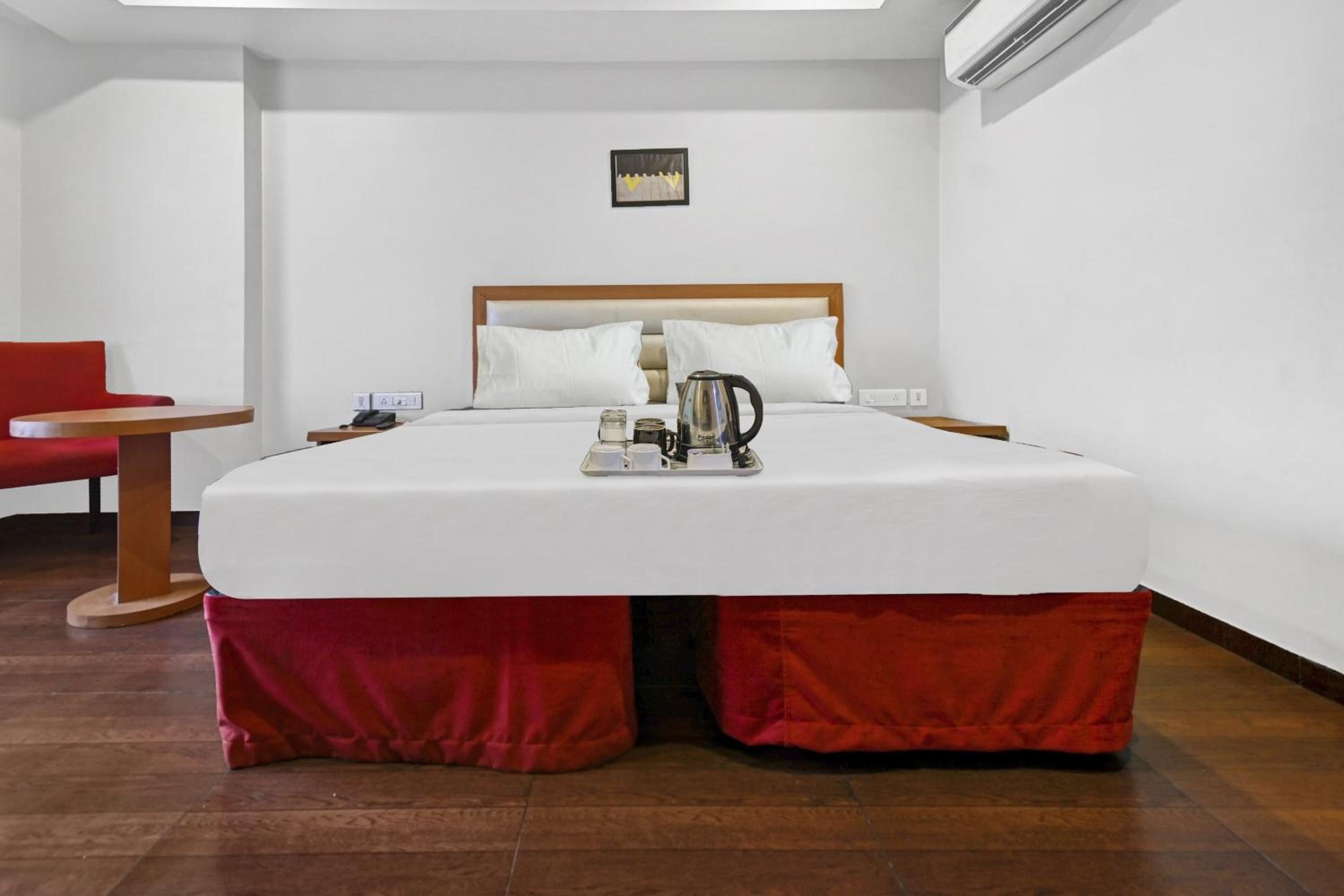 Classic Triple Room - Photo 9