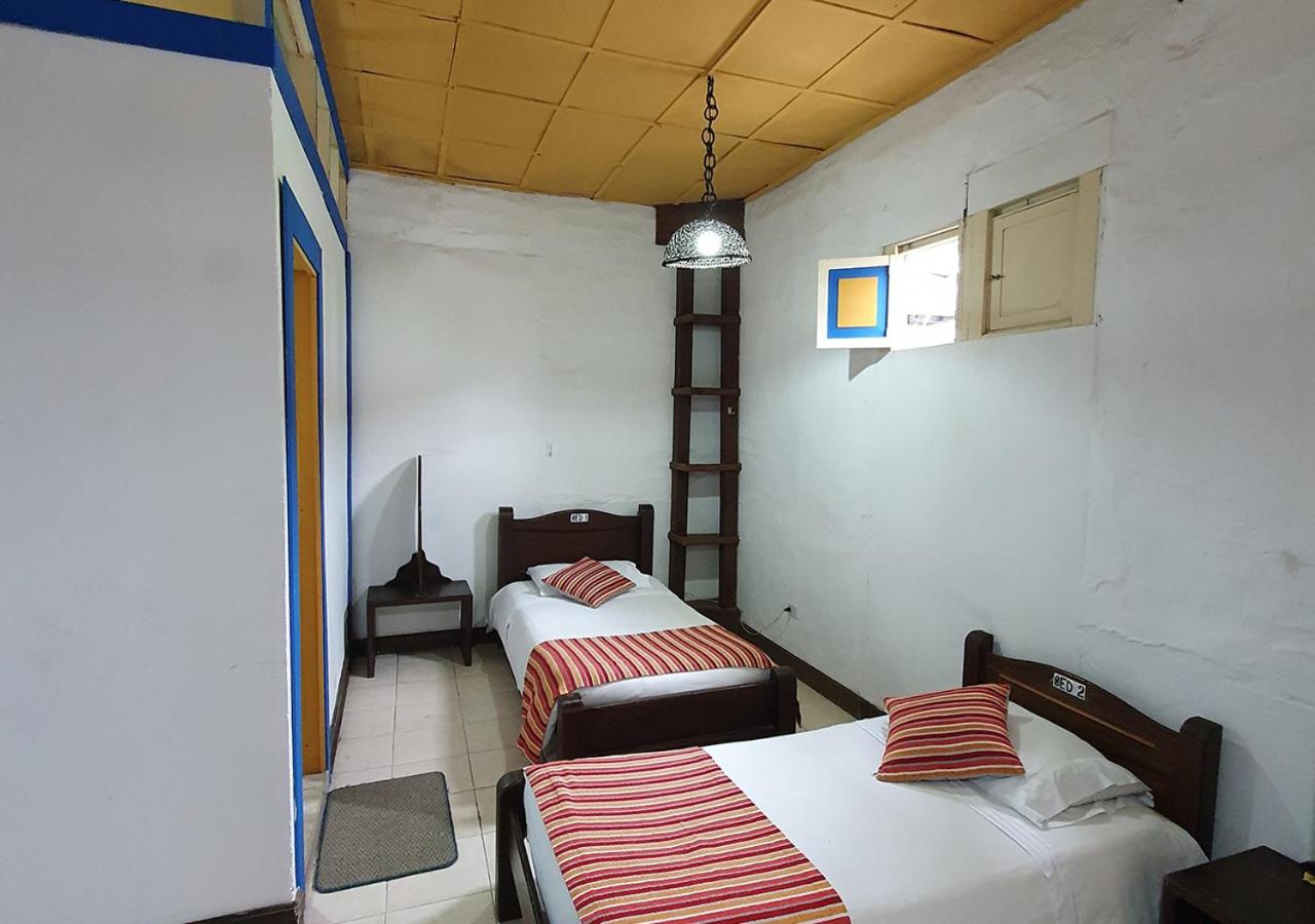Single Bed in Mixed Dormitory Room photo 2