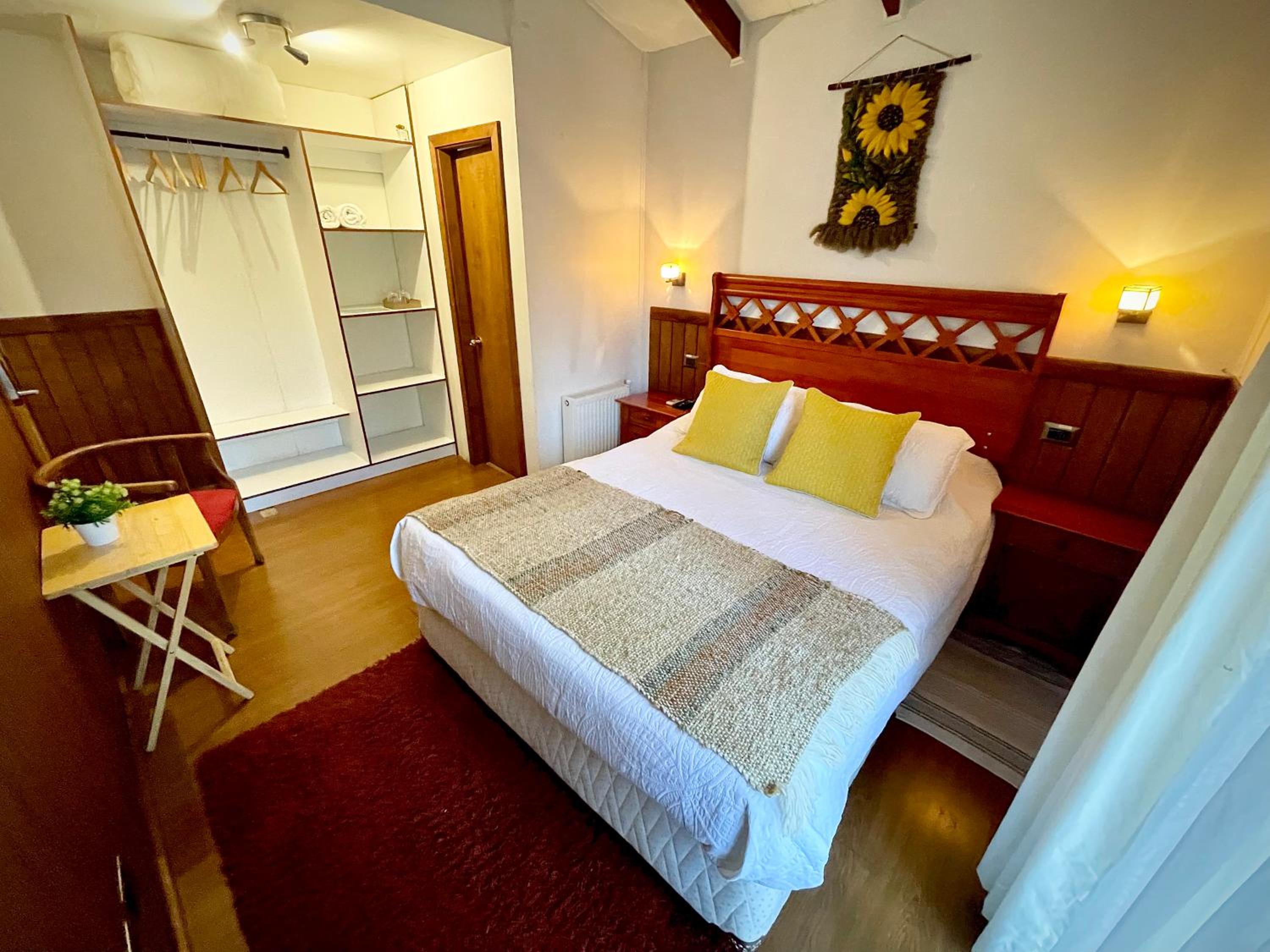 Deluxe Double Room with Balcony photo 2