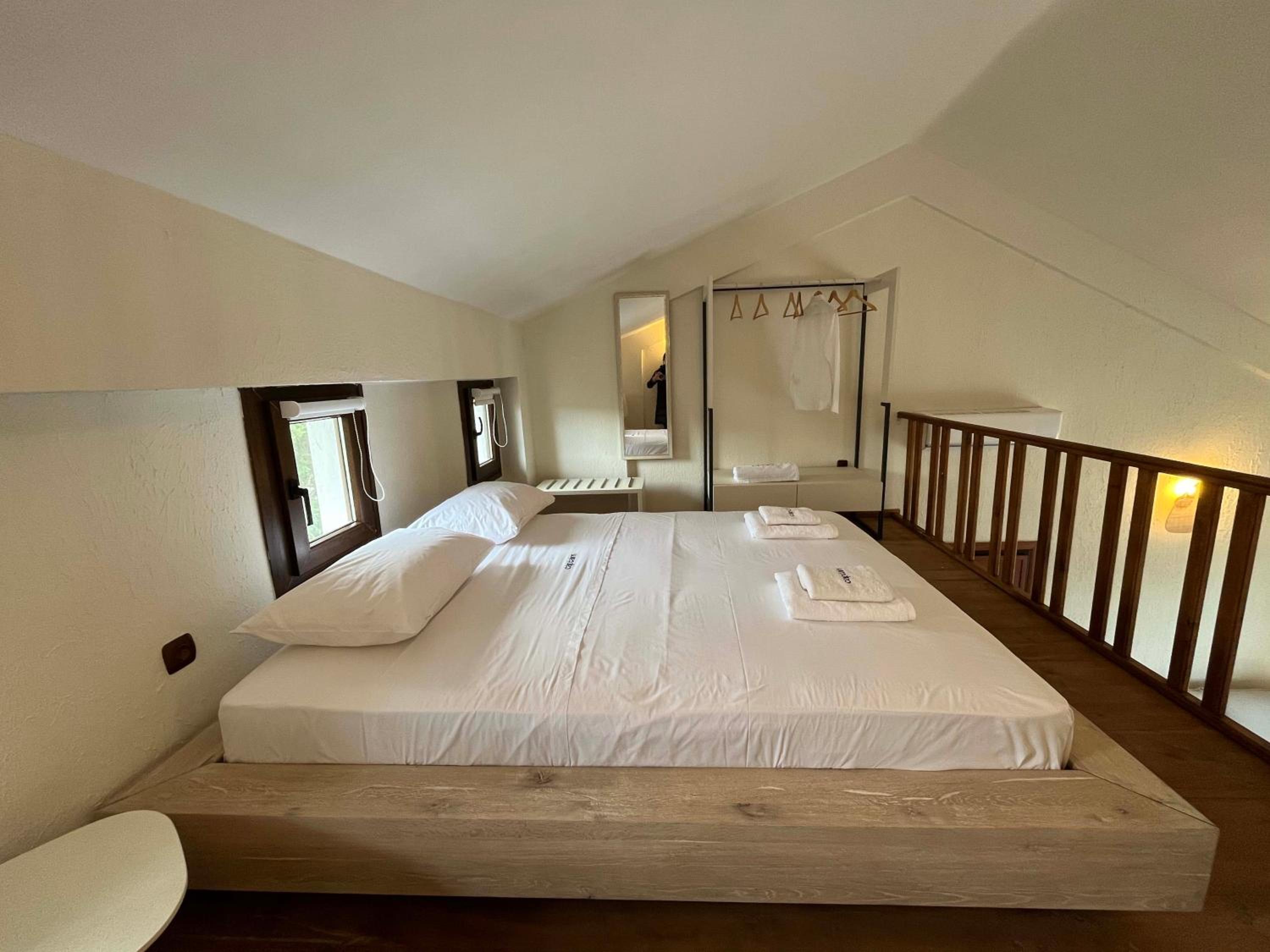 Studio Apartment with Sea View photo 2
