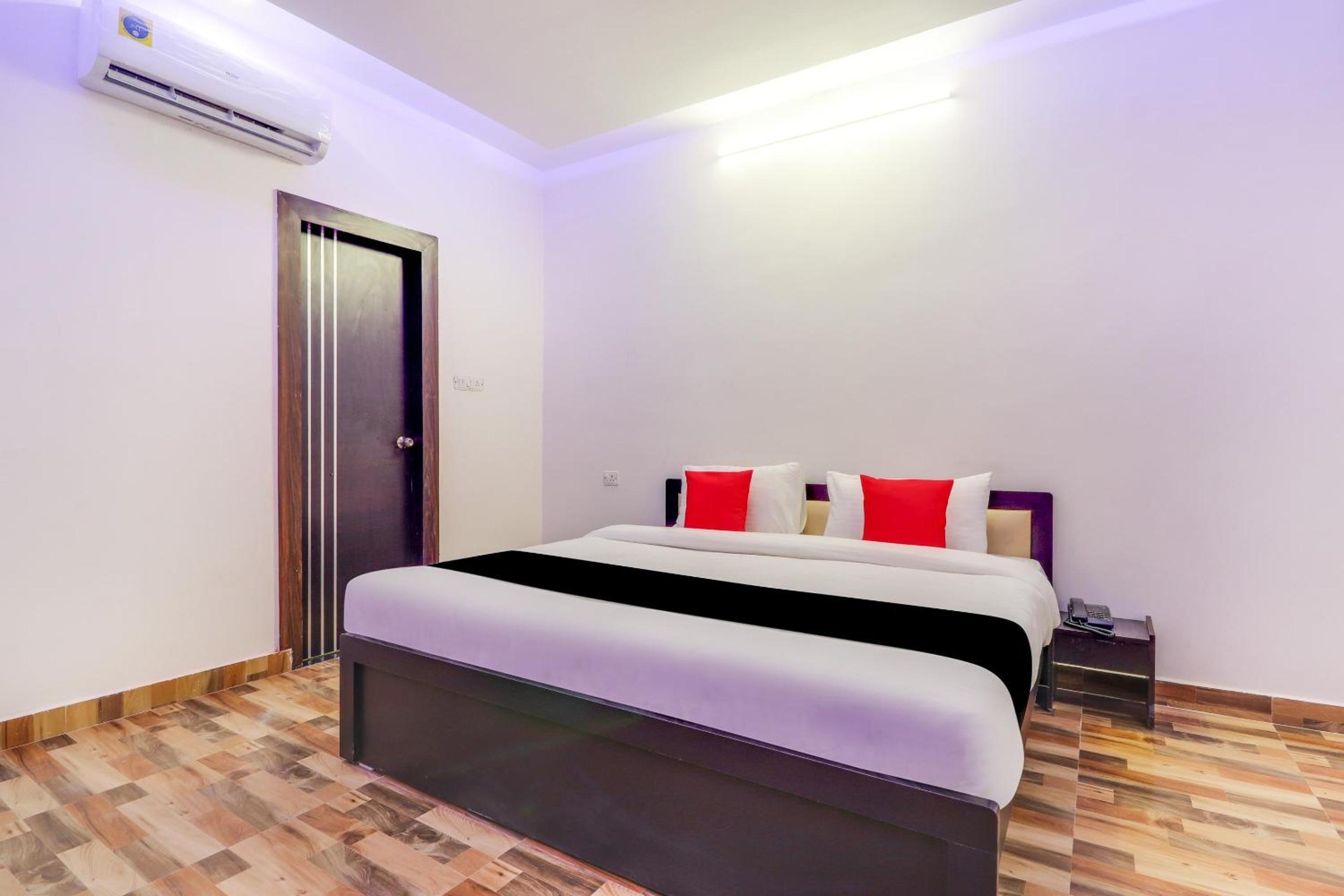 Deluxe Triple Room photo 2