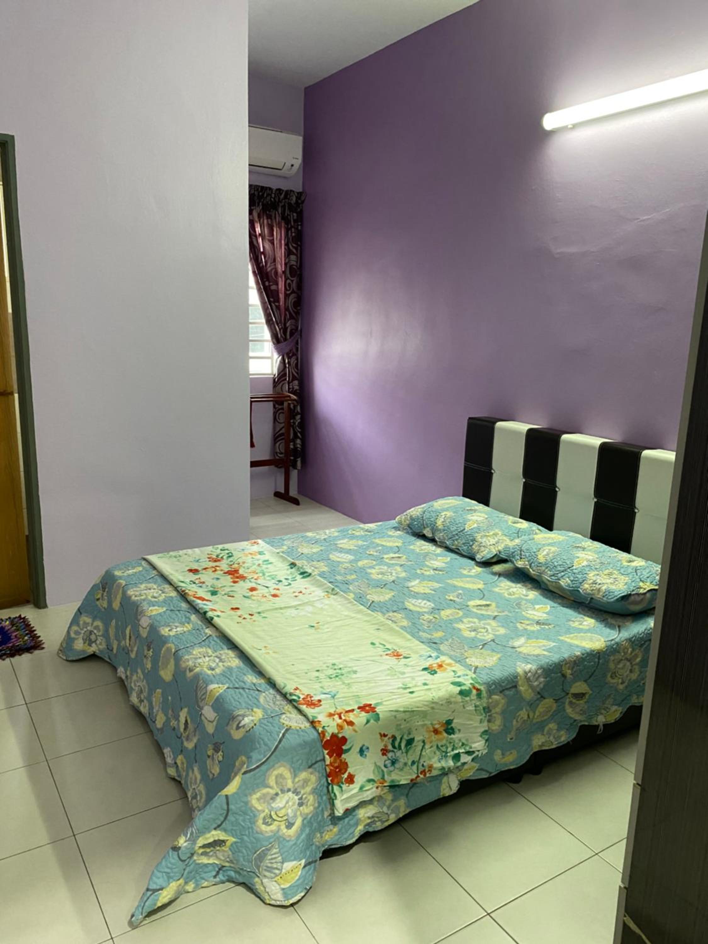 Four-Bedroom House photo 2