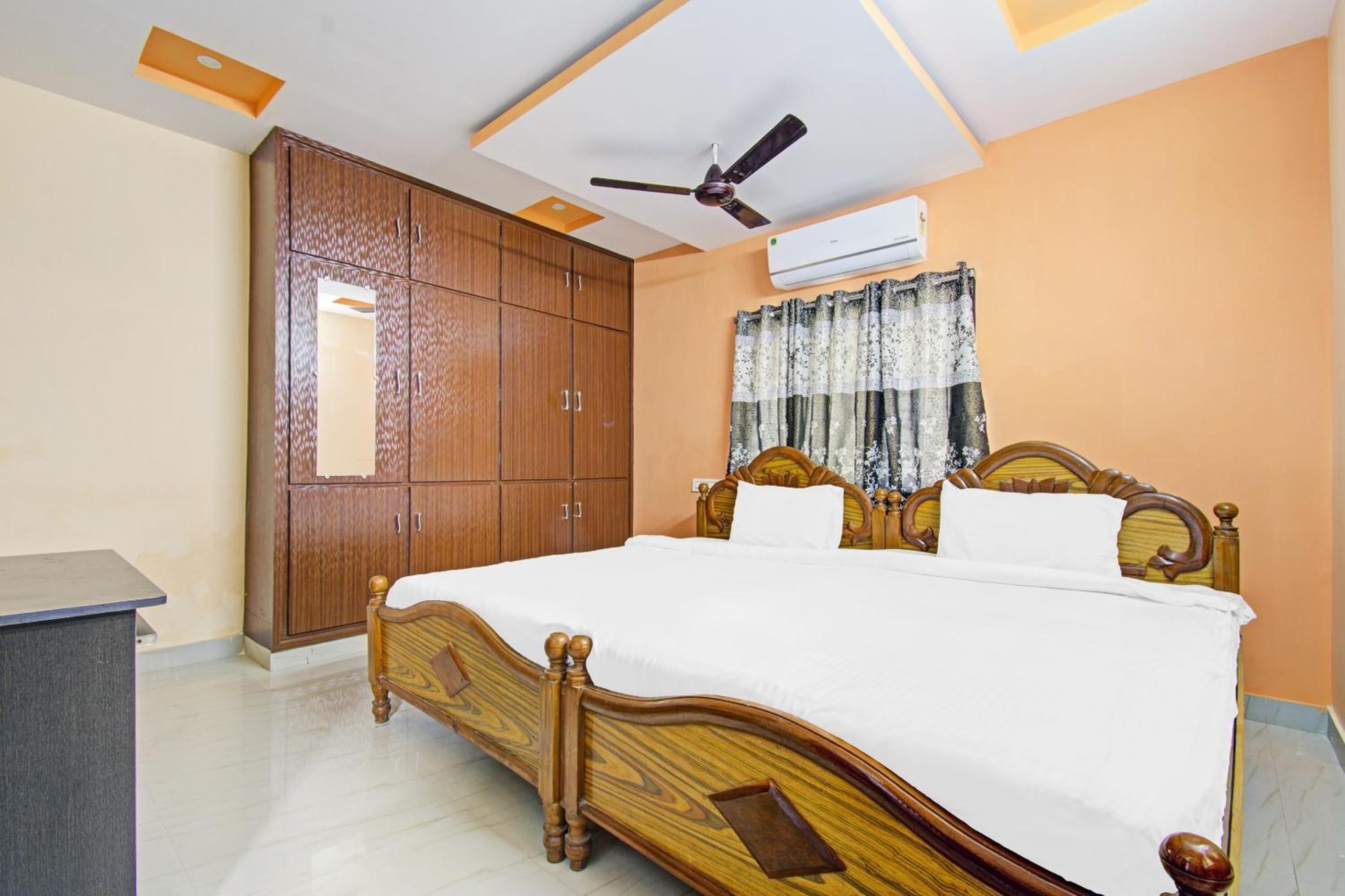Standard Double Room photo 3
