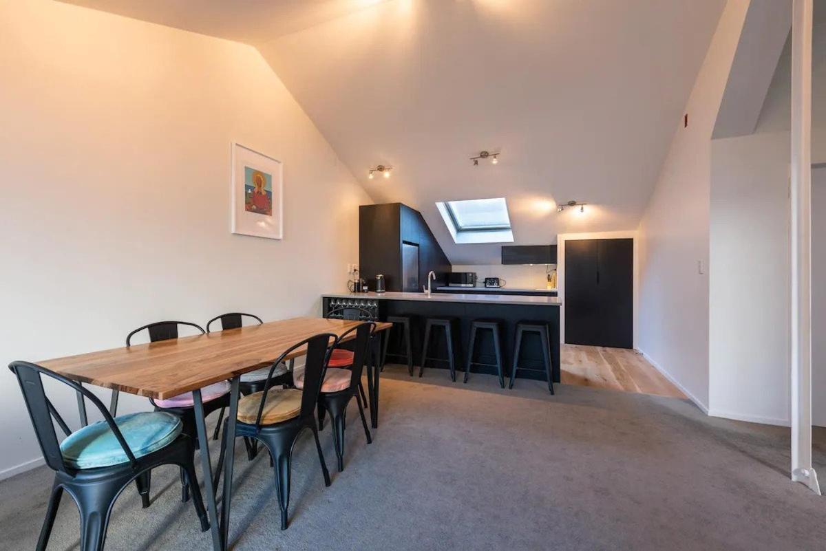Apartment photo 2