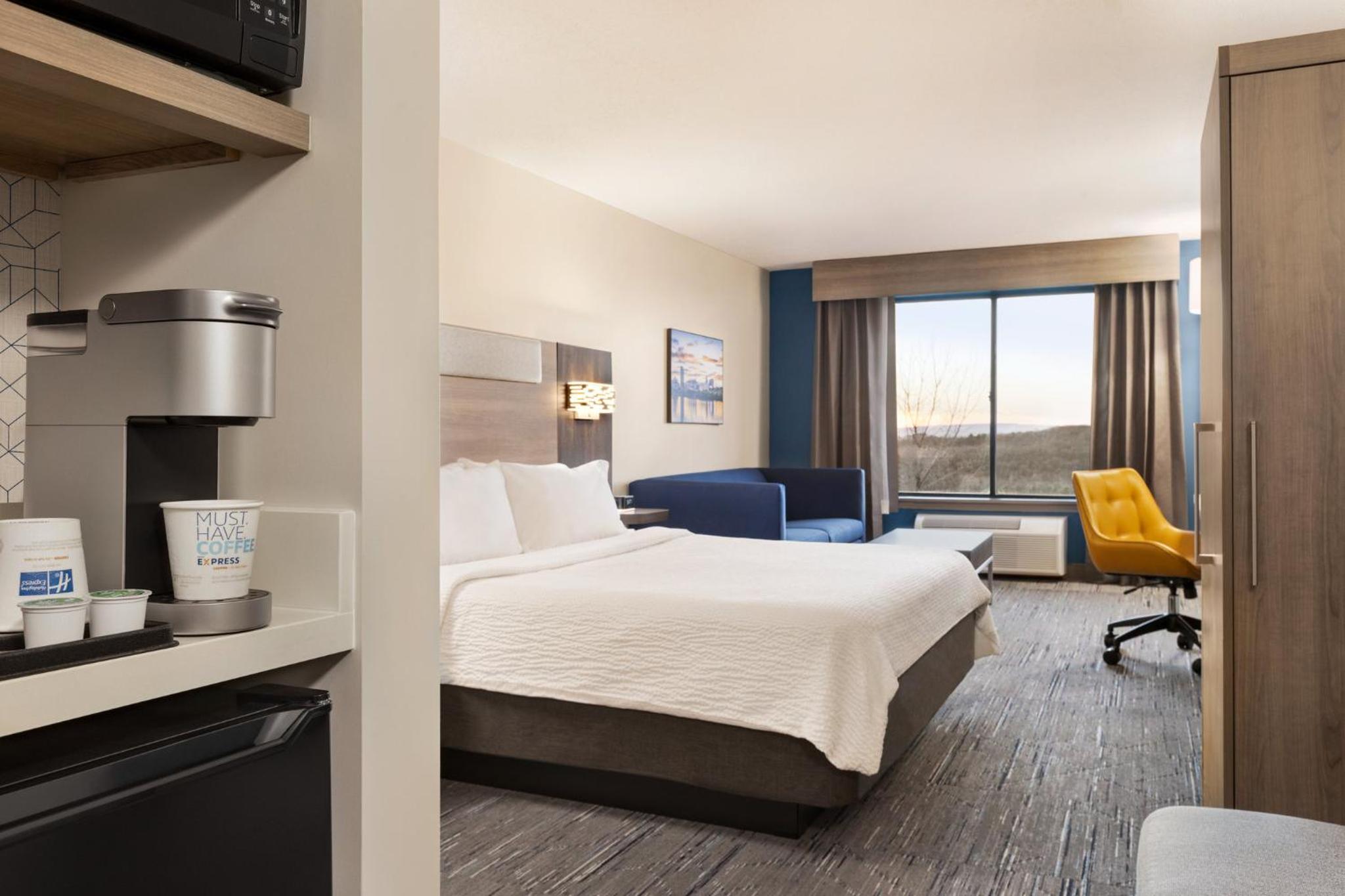 King Suite - Photo 1