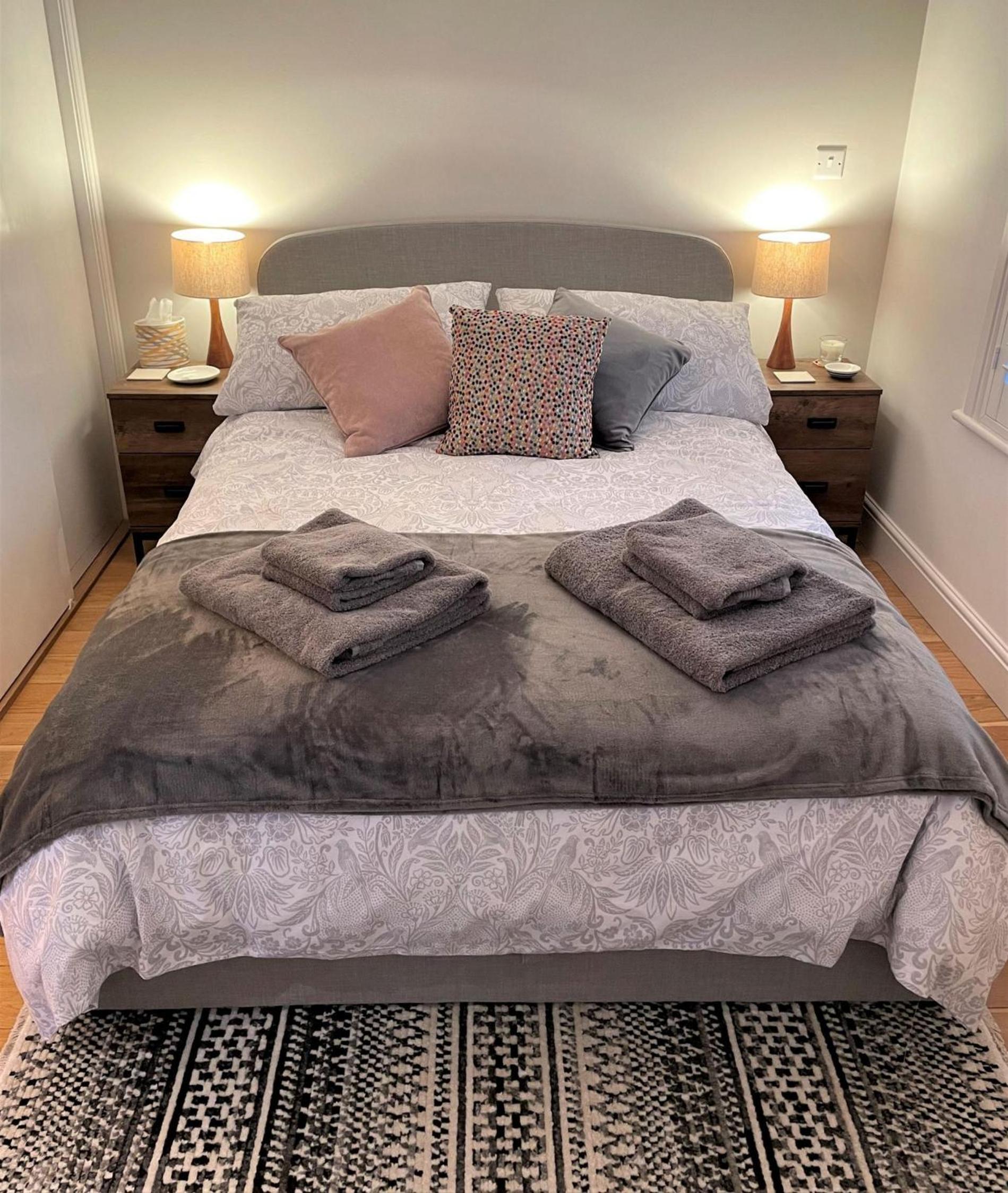 One-Bedroom House photo 1