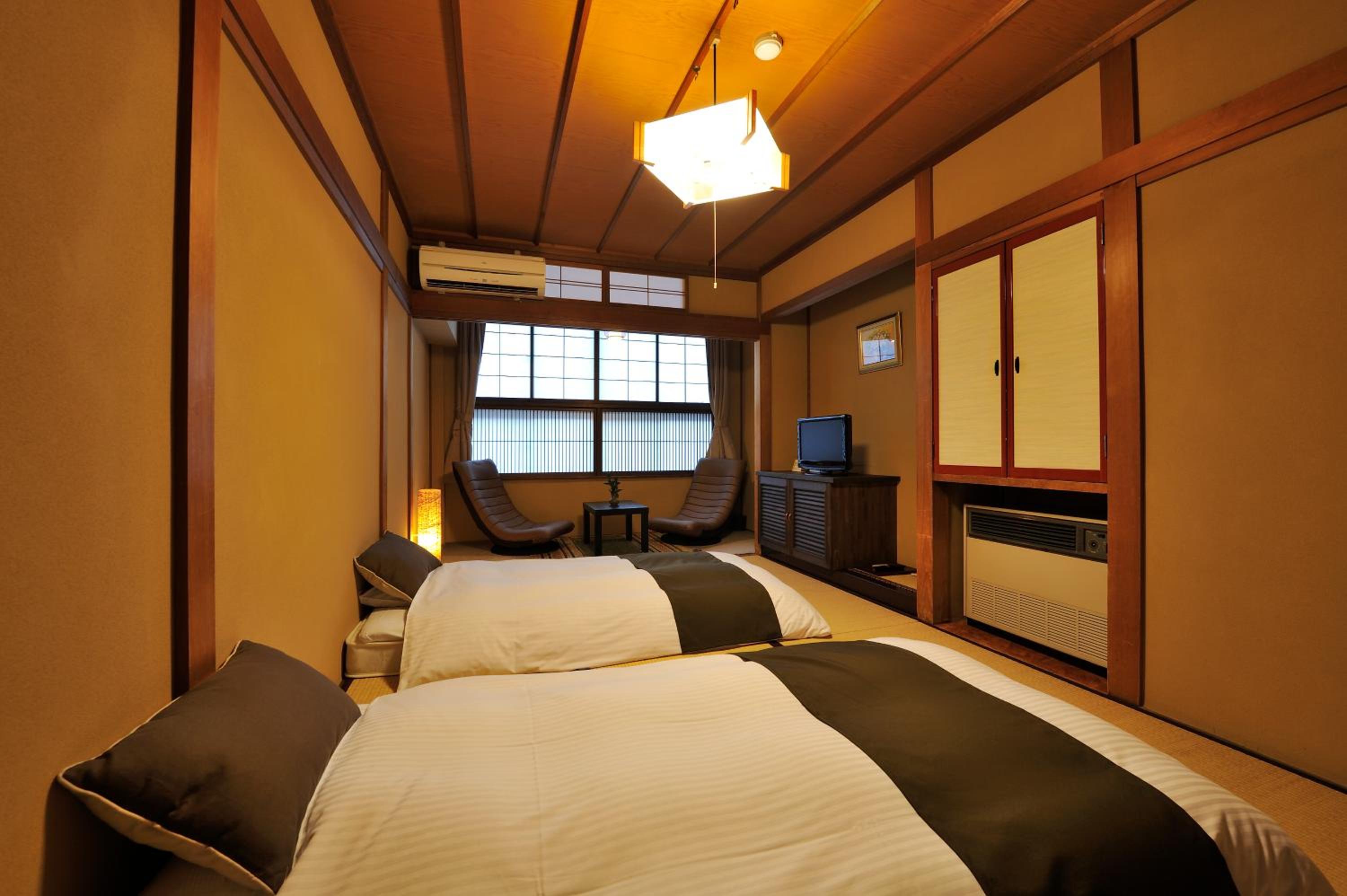 Japanese-Style Standard Room with Shared Bathroom and Private Toilet  - Non Smoking - Photo 3
