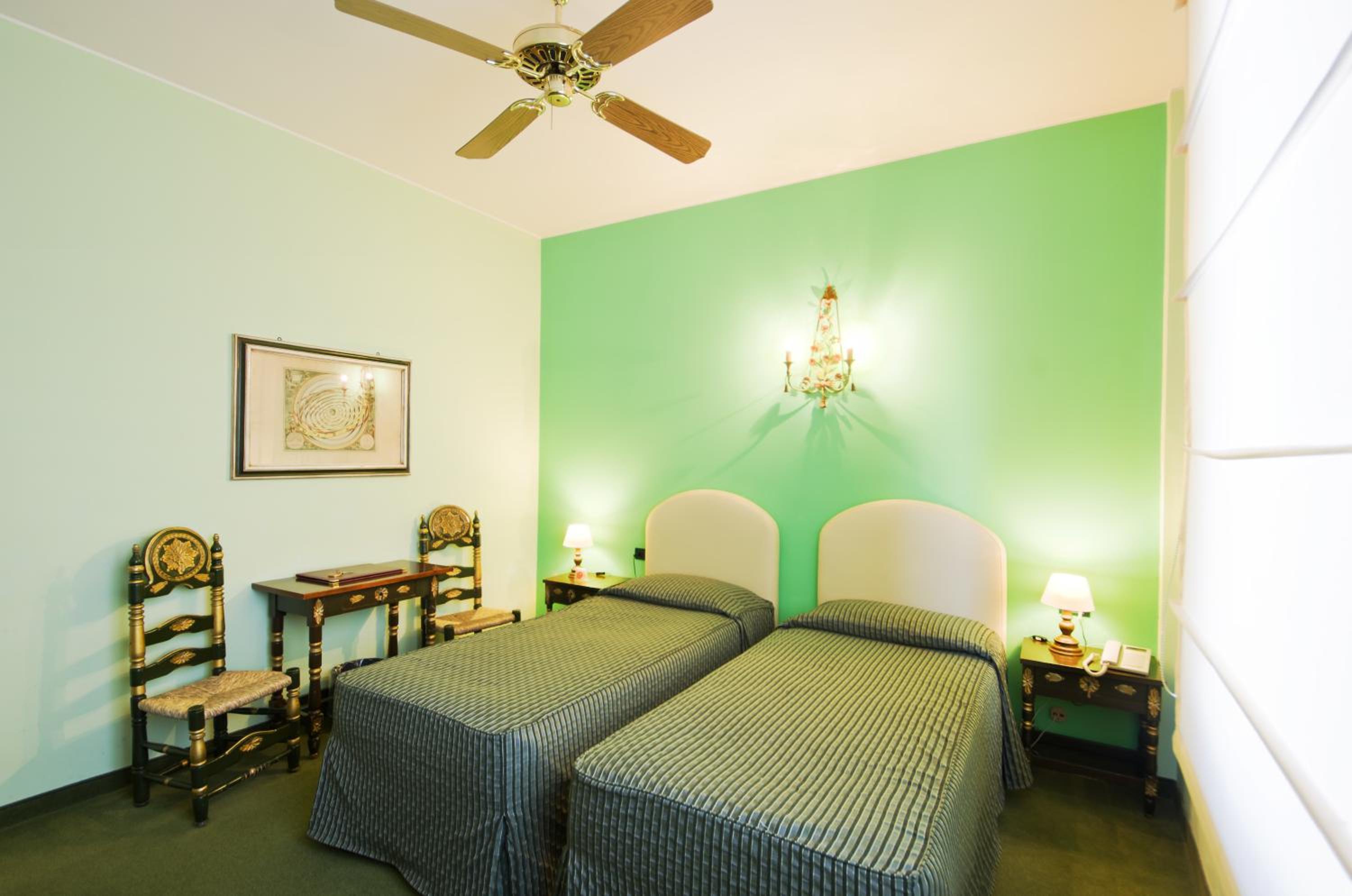 Twin Room photo 1