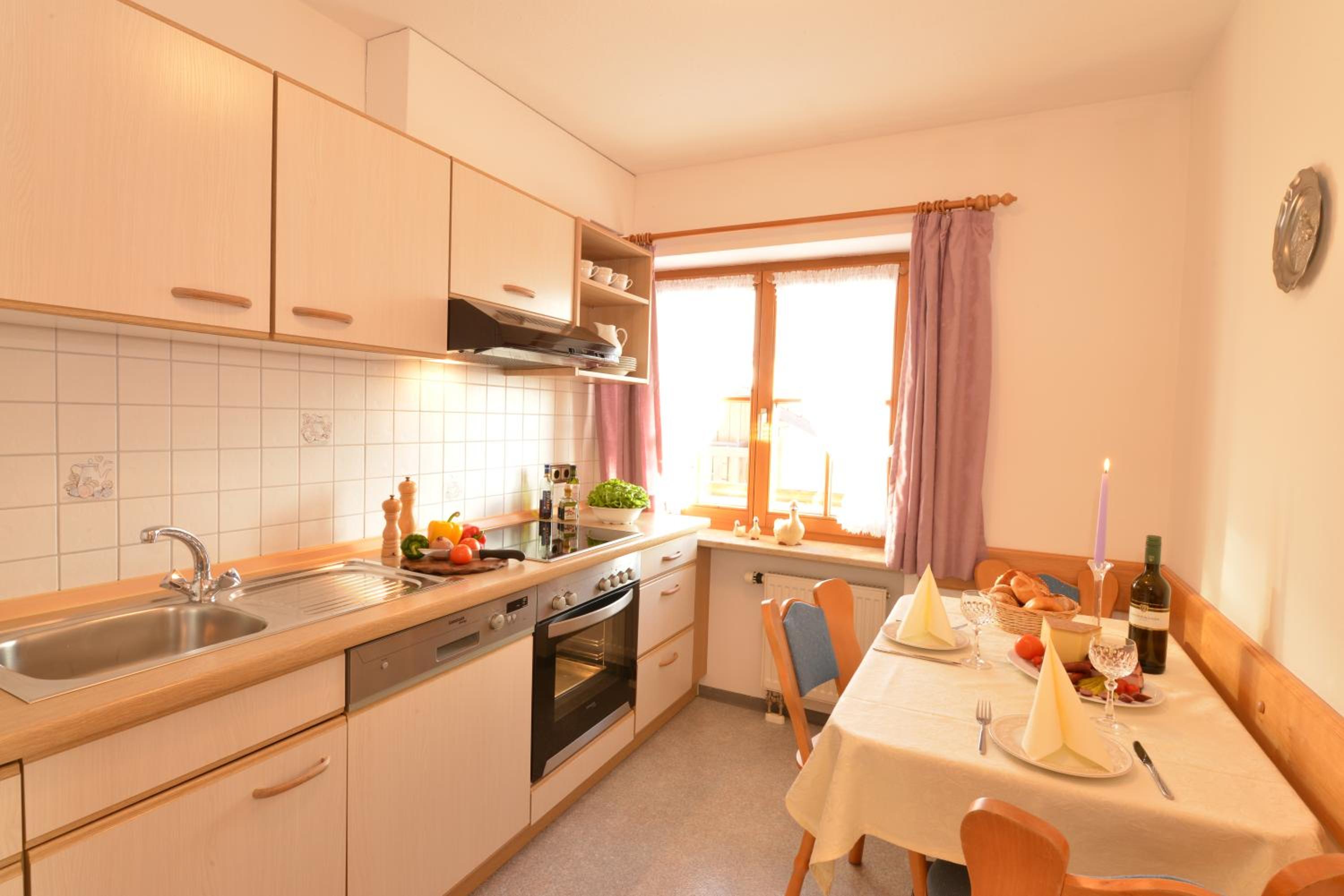 Two-Bedroom Apartment with Garden View photo 3